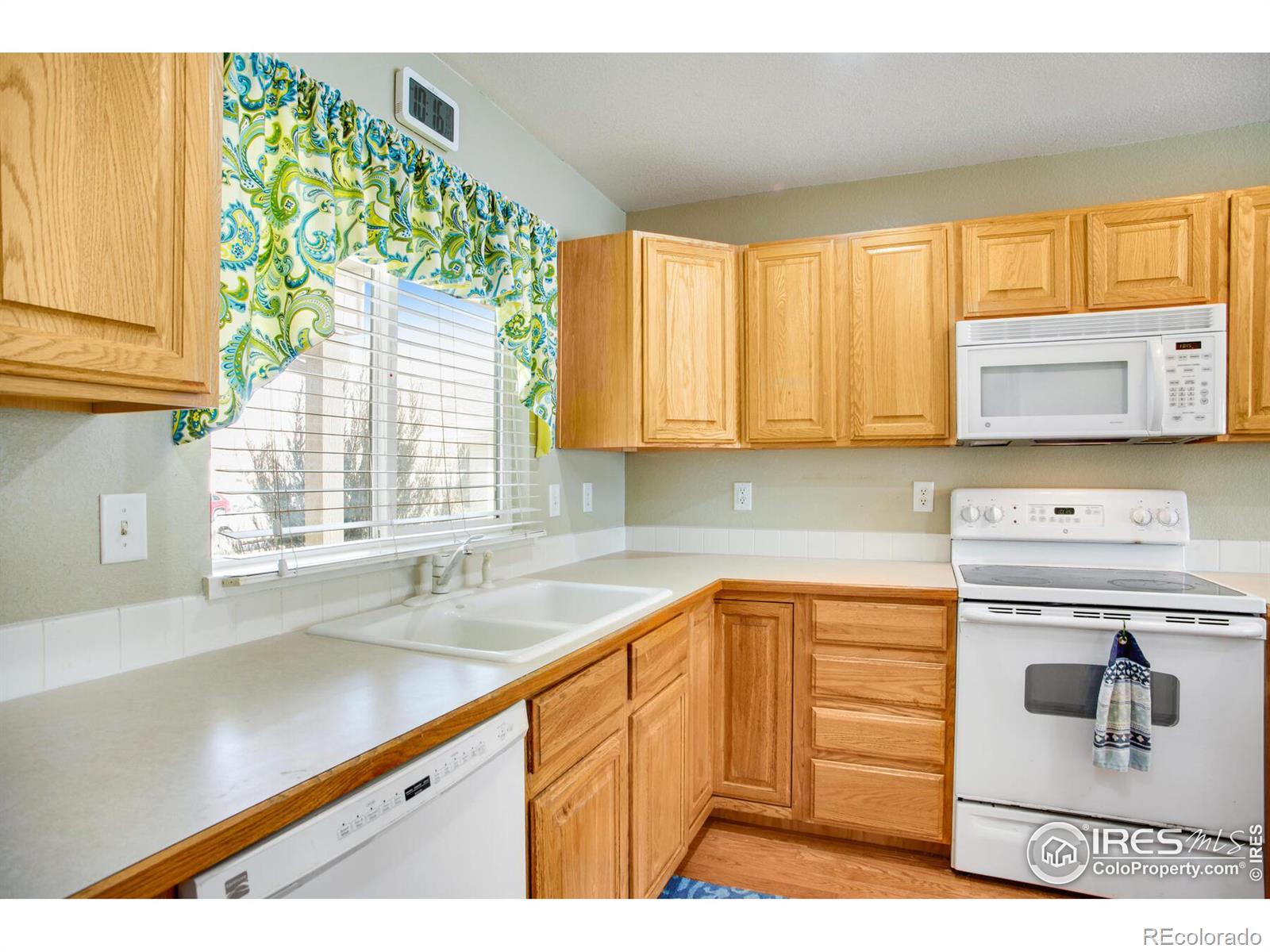 MLS Image #12 for 4062  harrington court,fort collins, Colorado