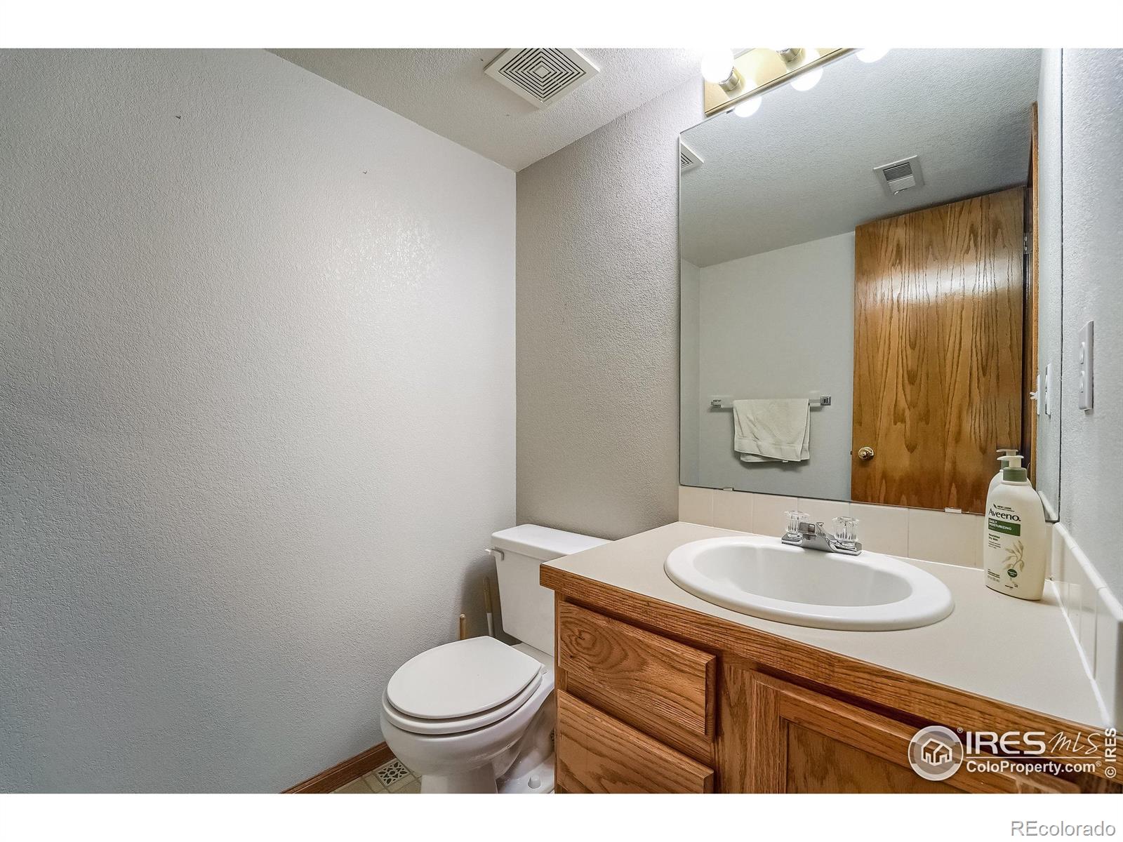MLS Image #31 for 2100  winterstone court,fort collins, Colorado