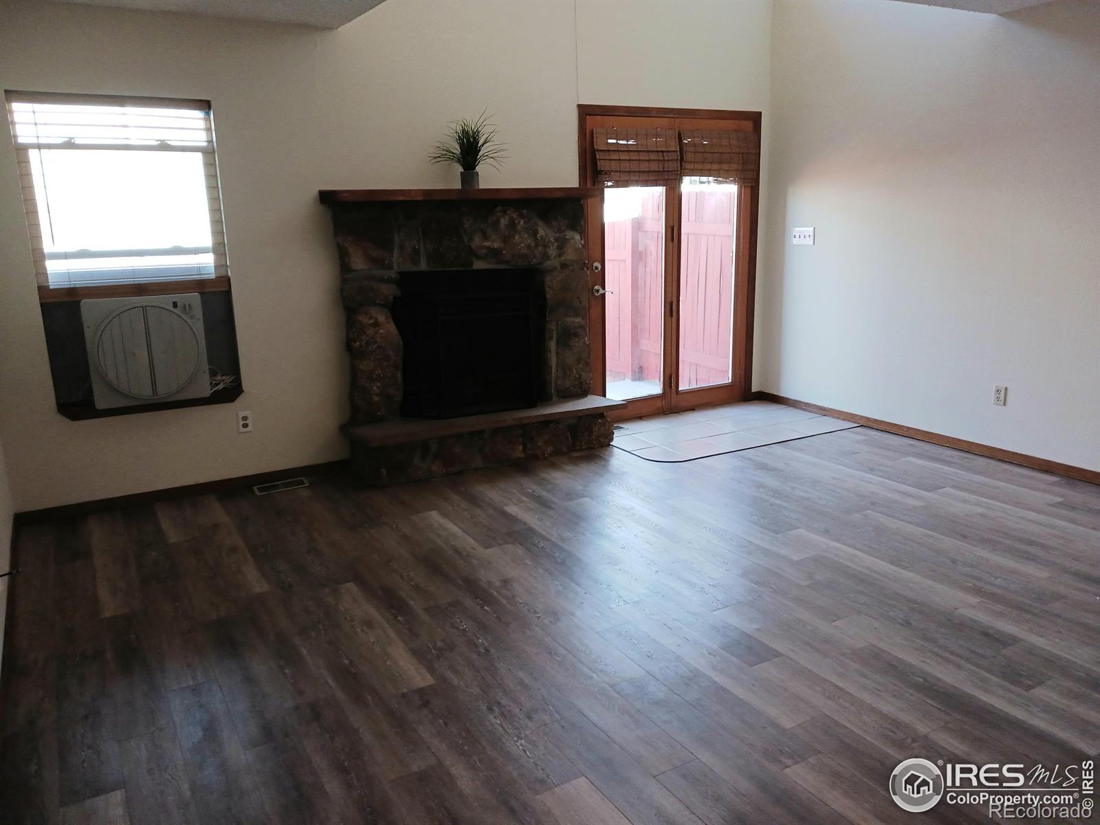 MLS Image #4 for 817  gabriel court,dacono, Colorado
