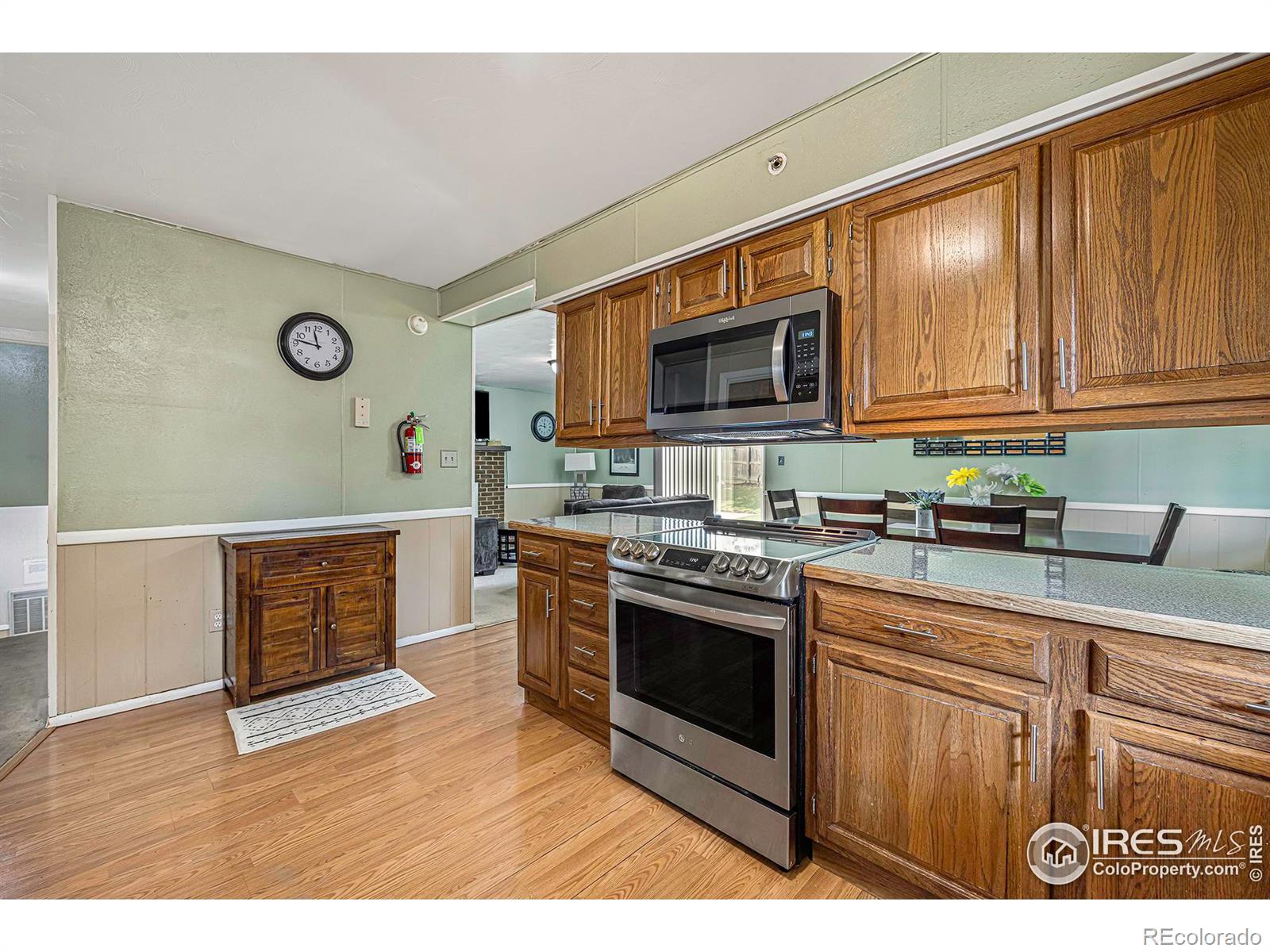 MLS Image #7 for 1436  hilltop drive,longmont, Colorado