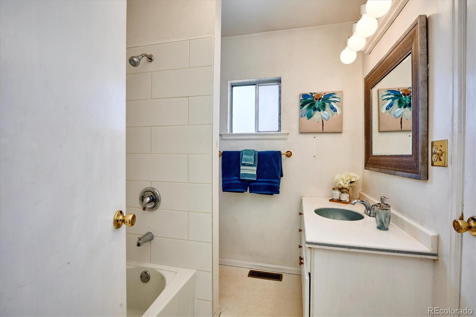 MLS Image #18 for 4229 s fox street,englewood, Colorado