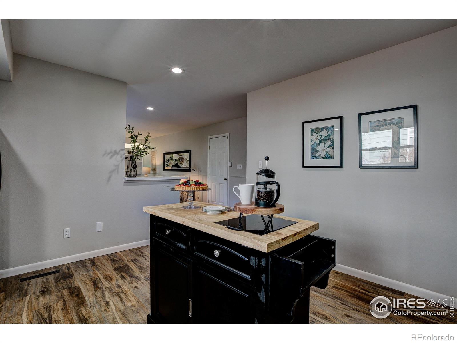 MLS Image #12 for 1518  shadow mountain court,fort collins, Colorado