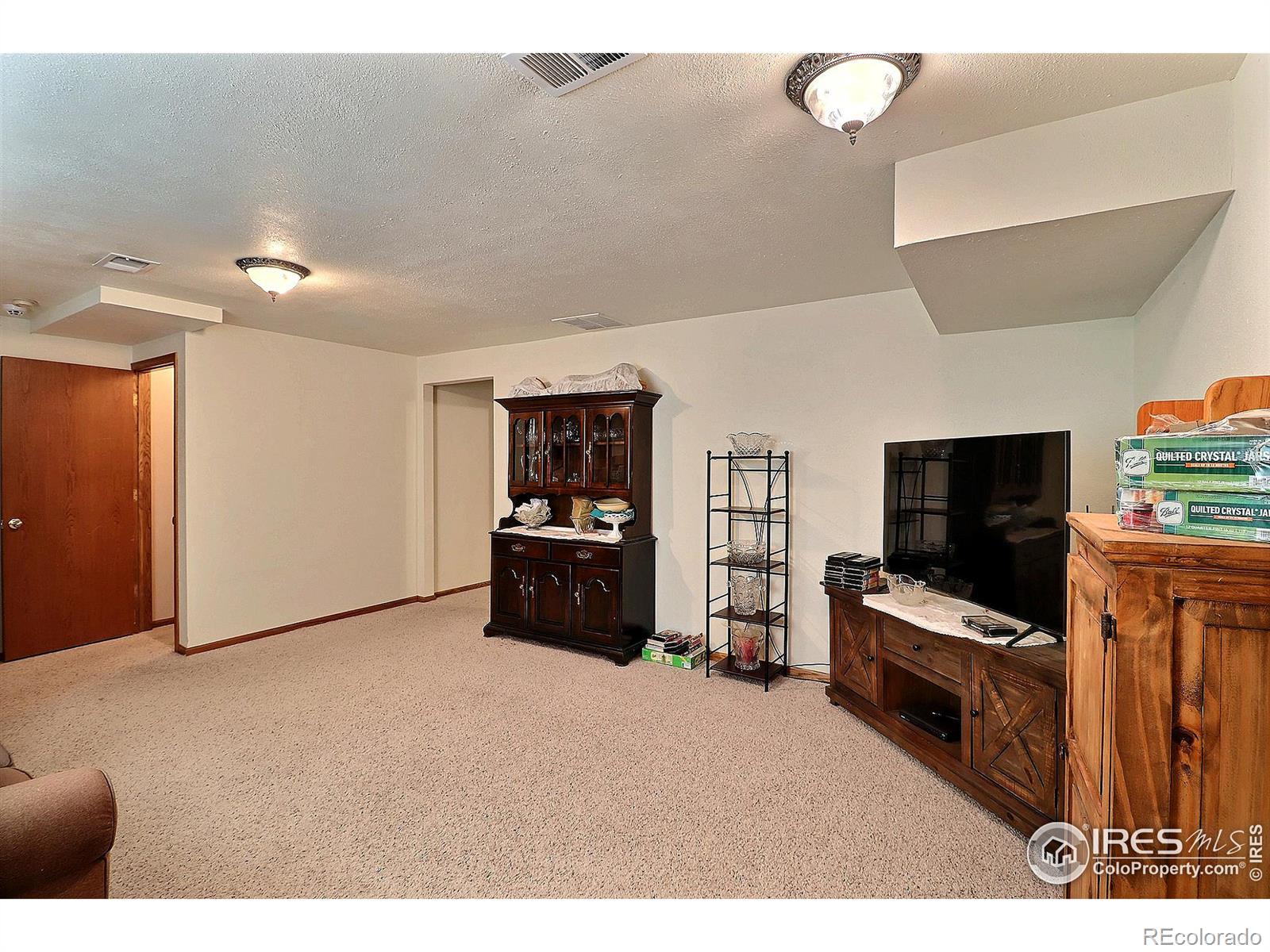 MLS Image #15 for 110 n 49th avenue,greeley, Colorado