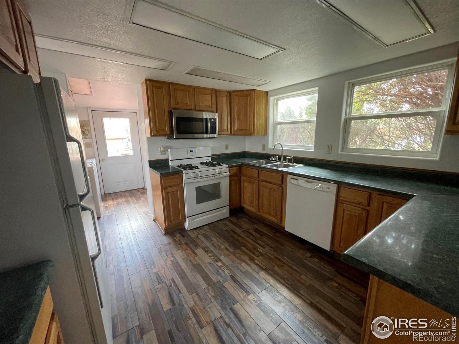 MLS Image #18 for 504 e furry street,holyoke, Colorado