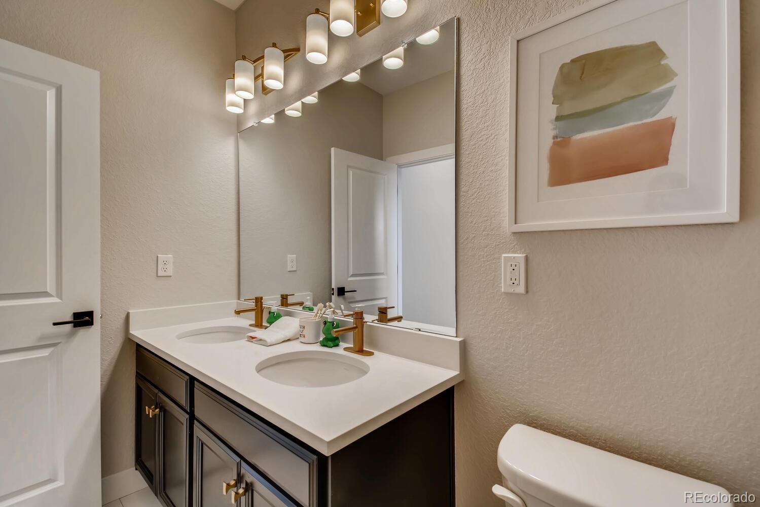 MLS Image #11 for 364 n geneva street,aurora, Colorado