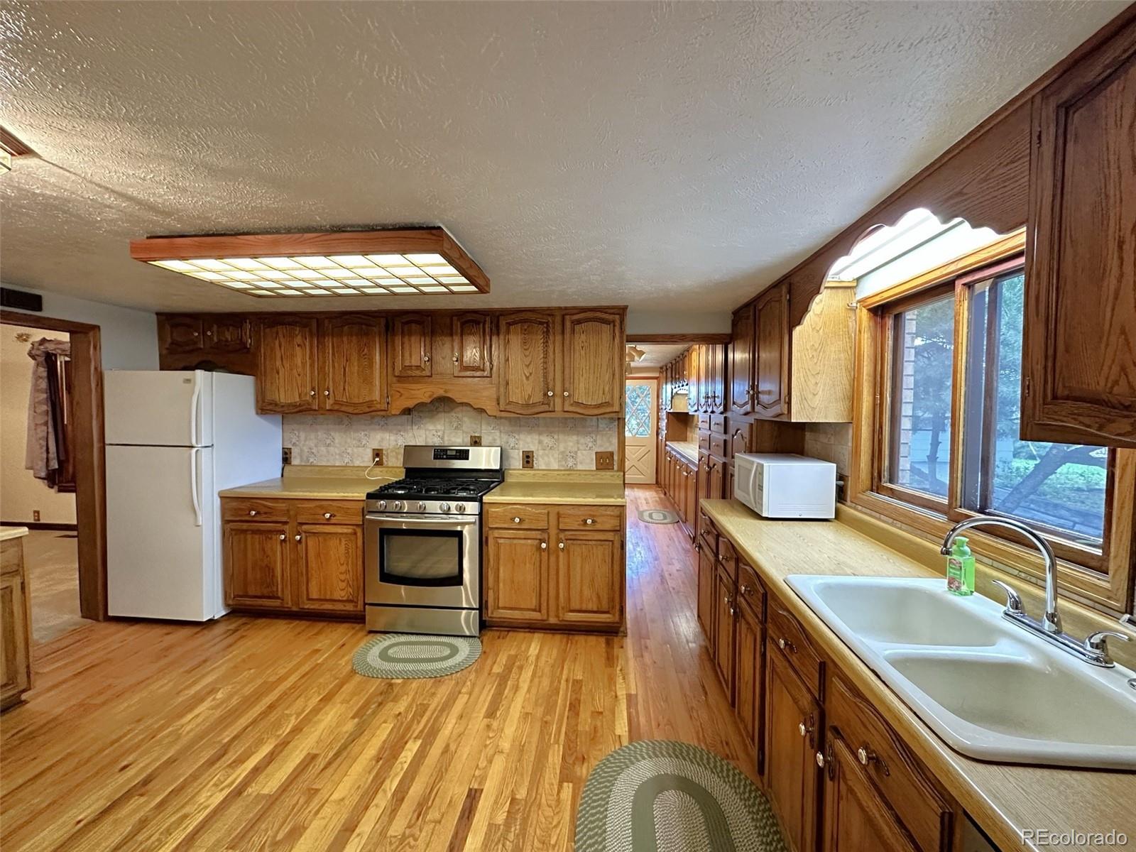MLS Image #10 for 57554  county road 40 ,arriba, Colorado