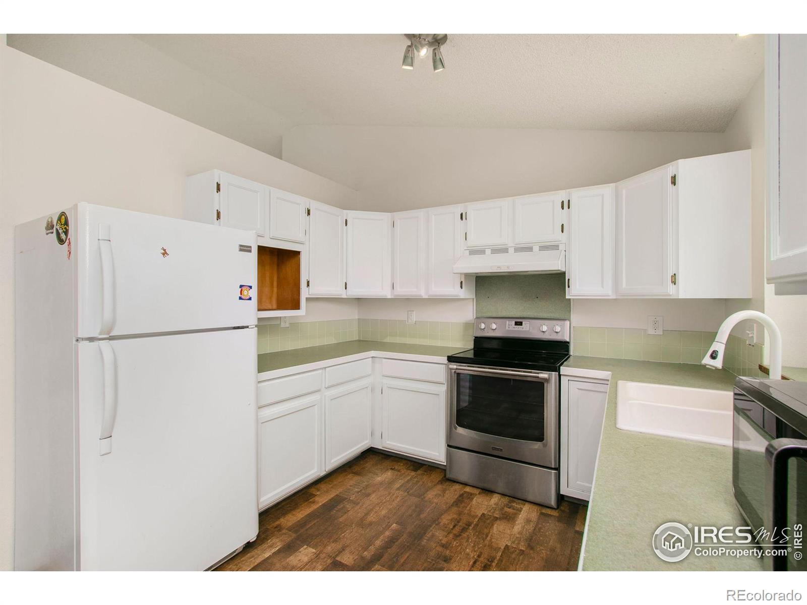 MLS Image #11 for 1706  deweese street,fort collins, Colorado