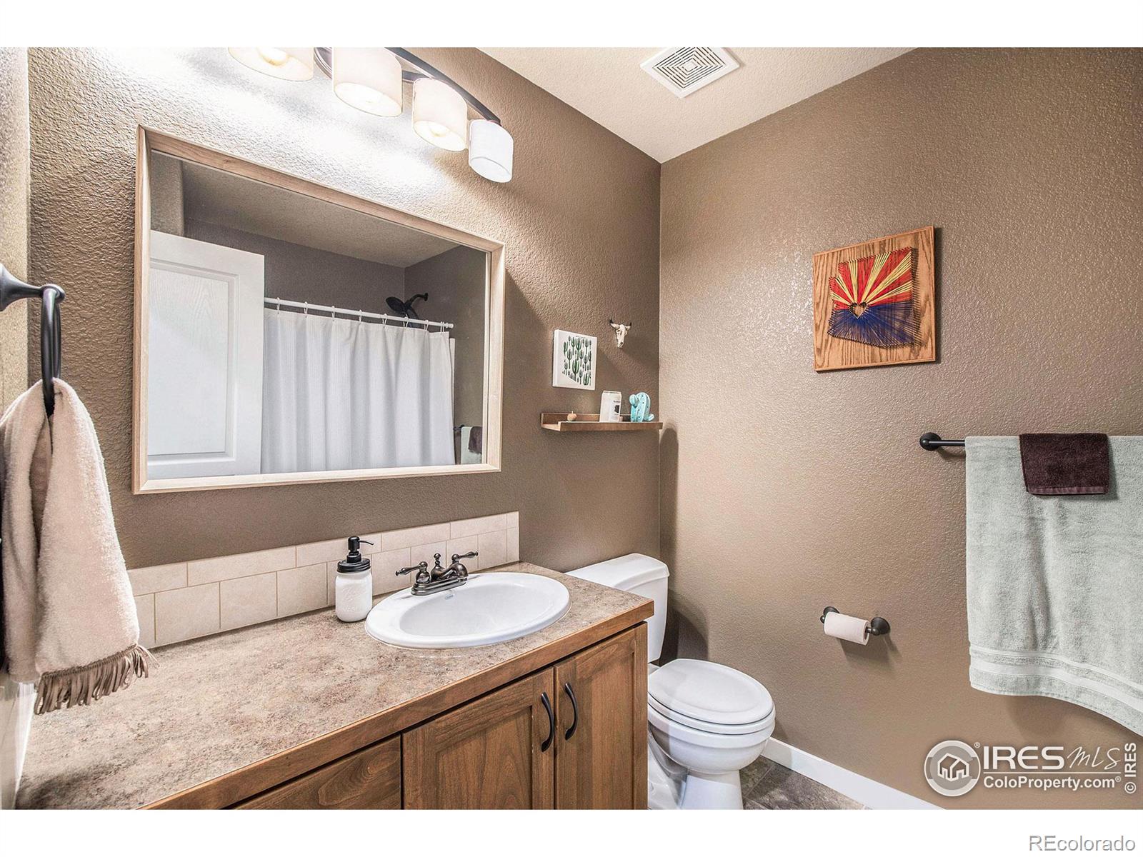 MLS Image #21 for 427  frontier lane,johnstown, Colorado