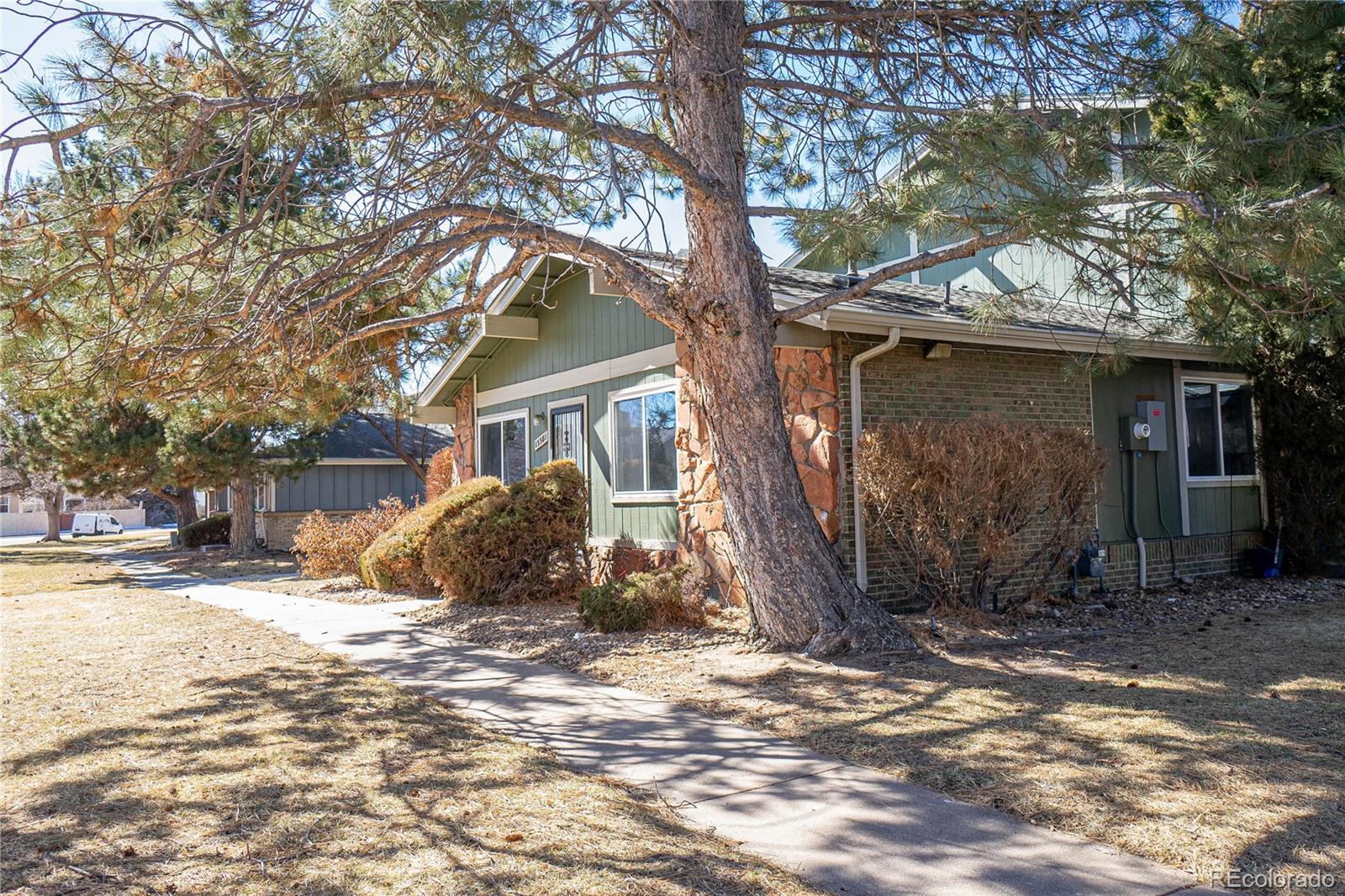 MLS Image #2 for 13381 e louisiana avenue,aurora, Colorado