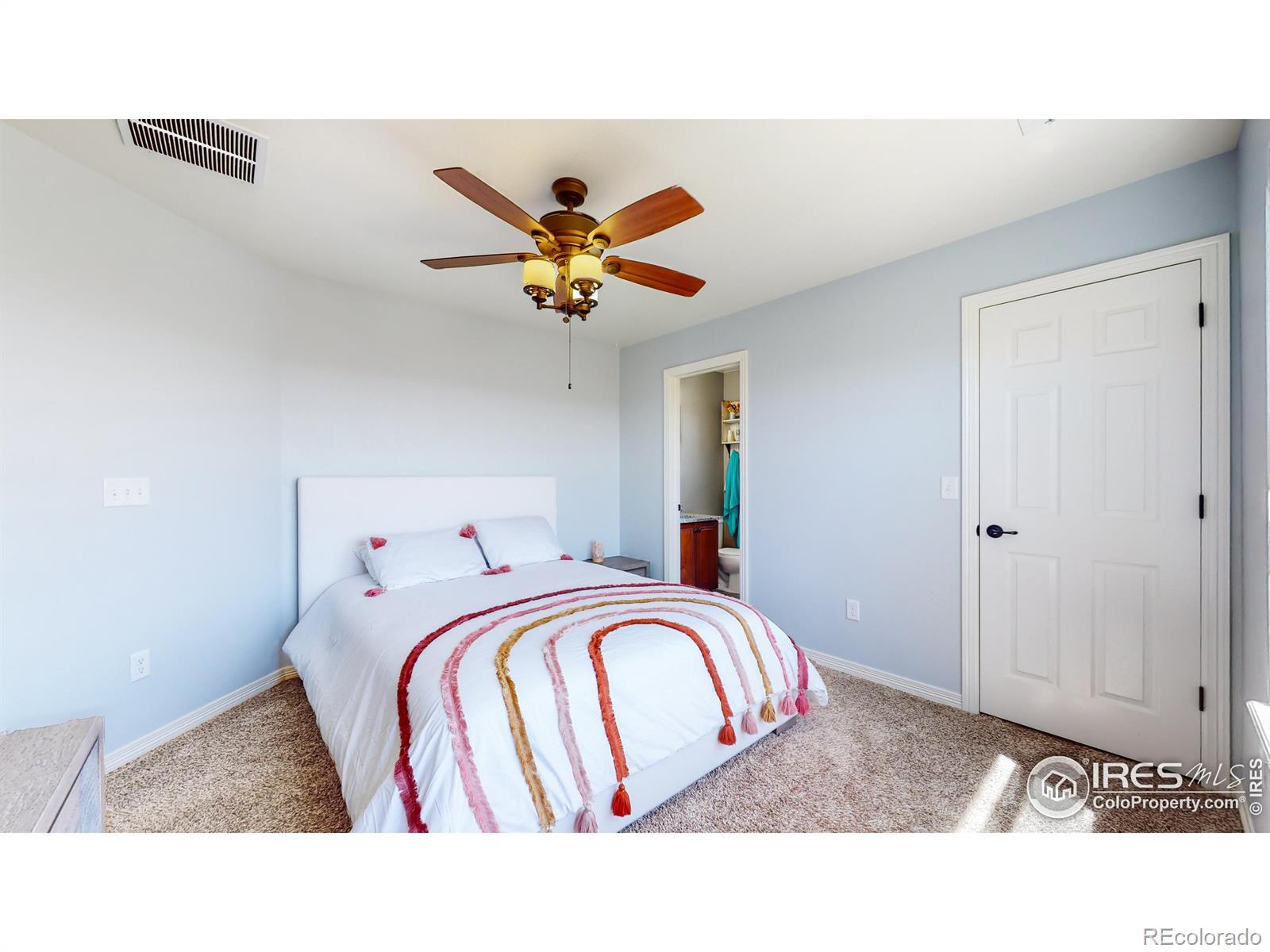 MLS Image #17 for 13810  rosemary street,thornton, Colorado