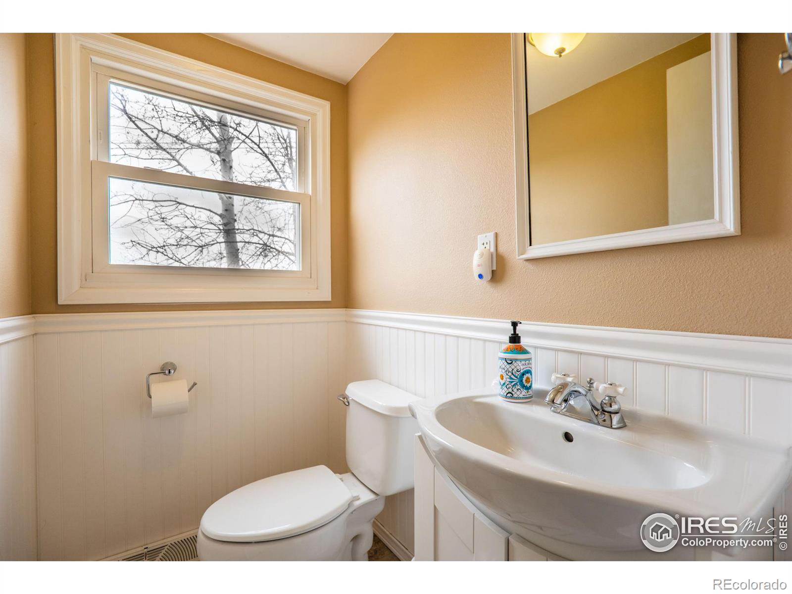 MLS Image #15 for 1801  horseshoe circle,longmont, Colorado