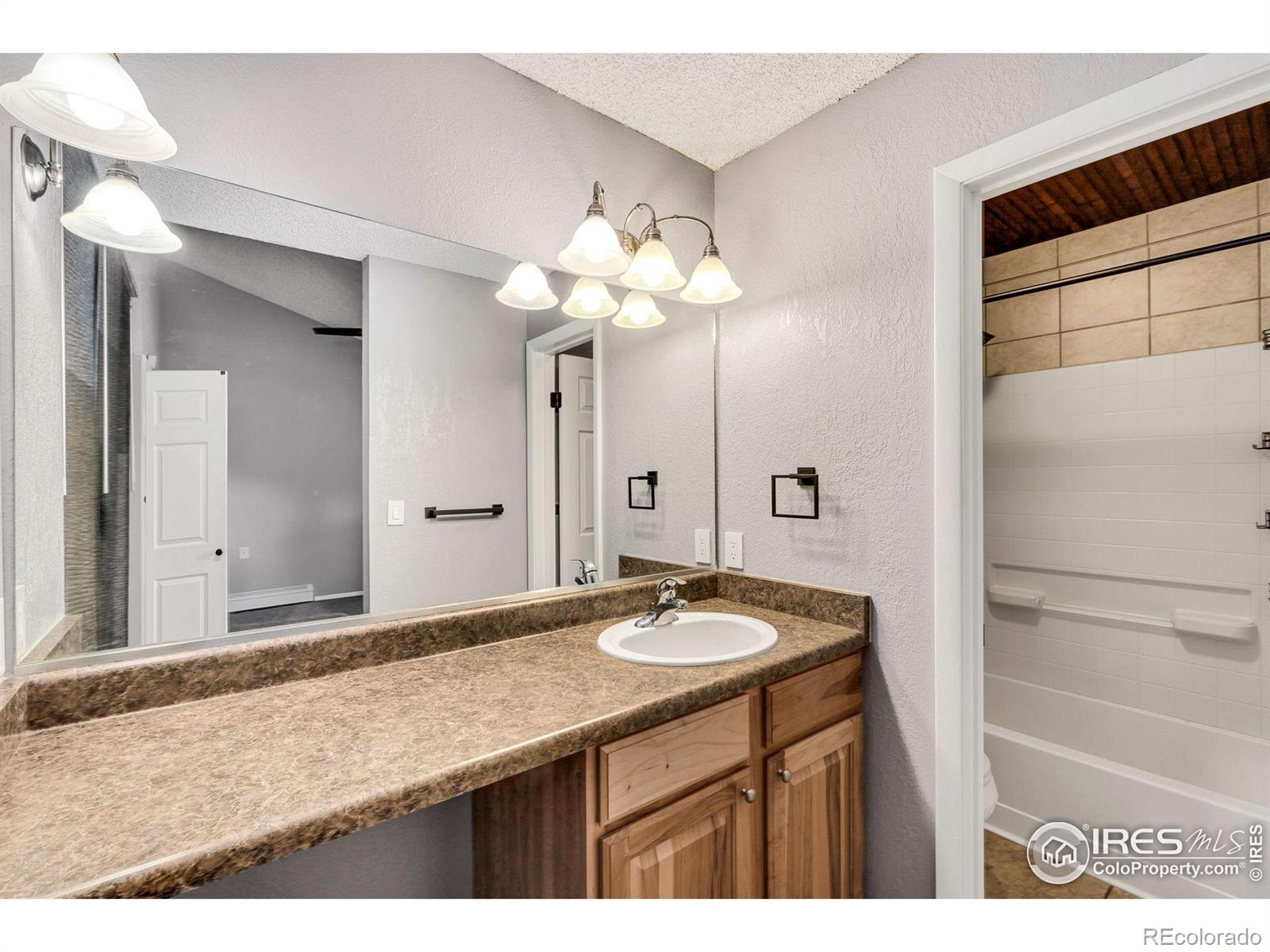 MLS Image #15 for 512 e monroe drive,fort collins, Colorado