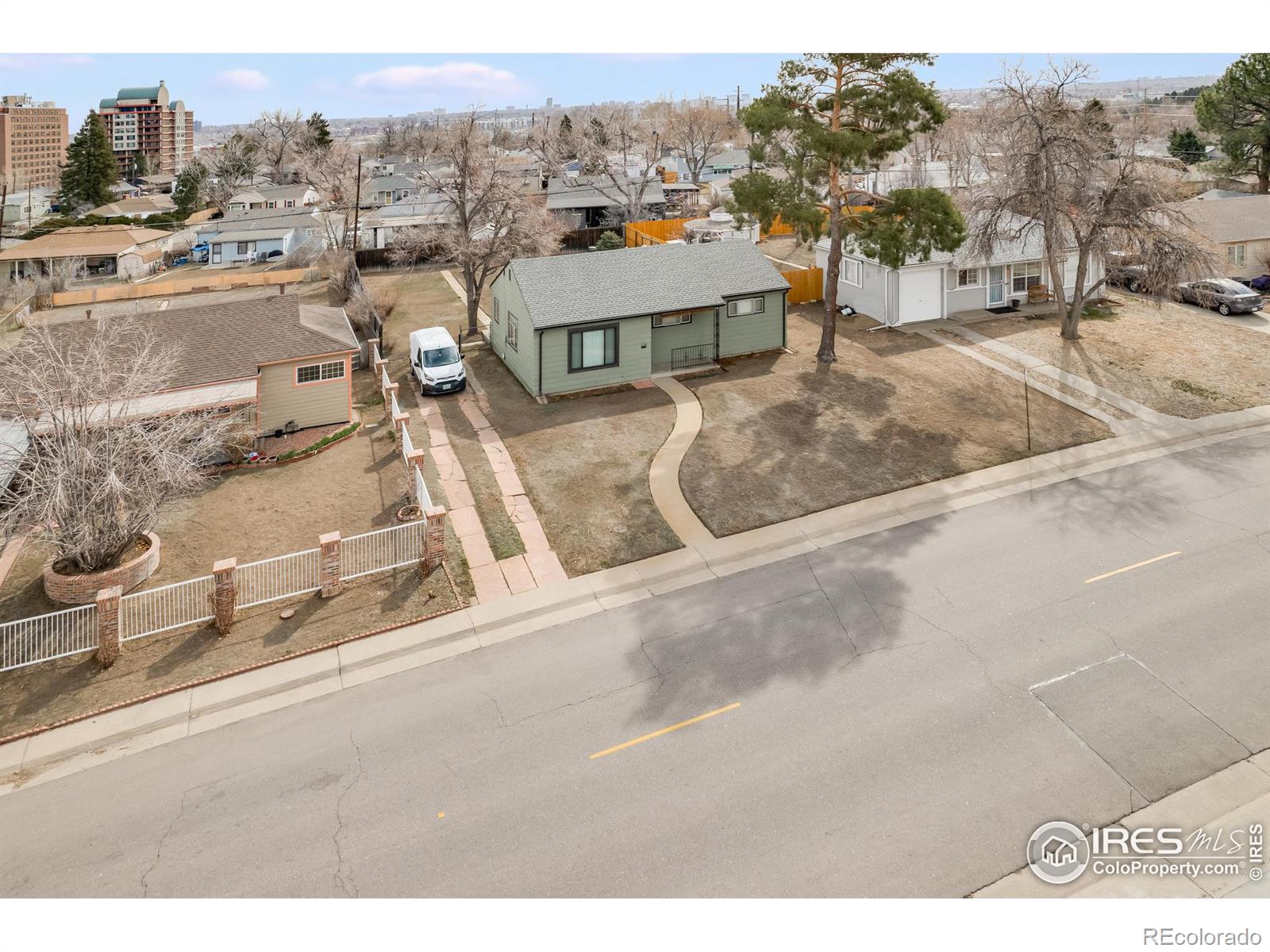 MLS Image #3 for 1250 s tejon street,denver, Colorado