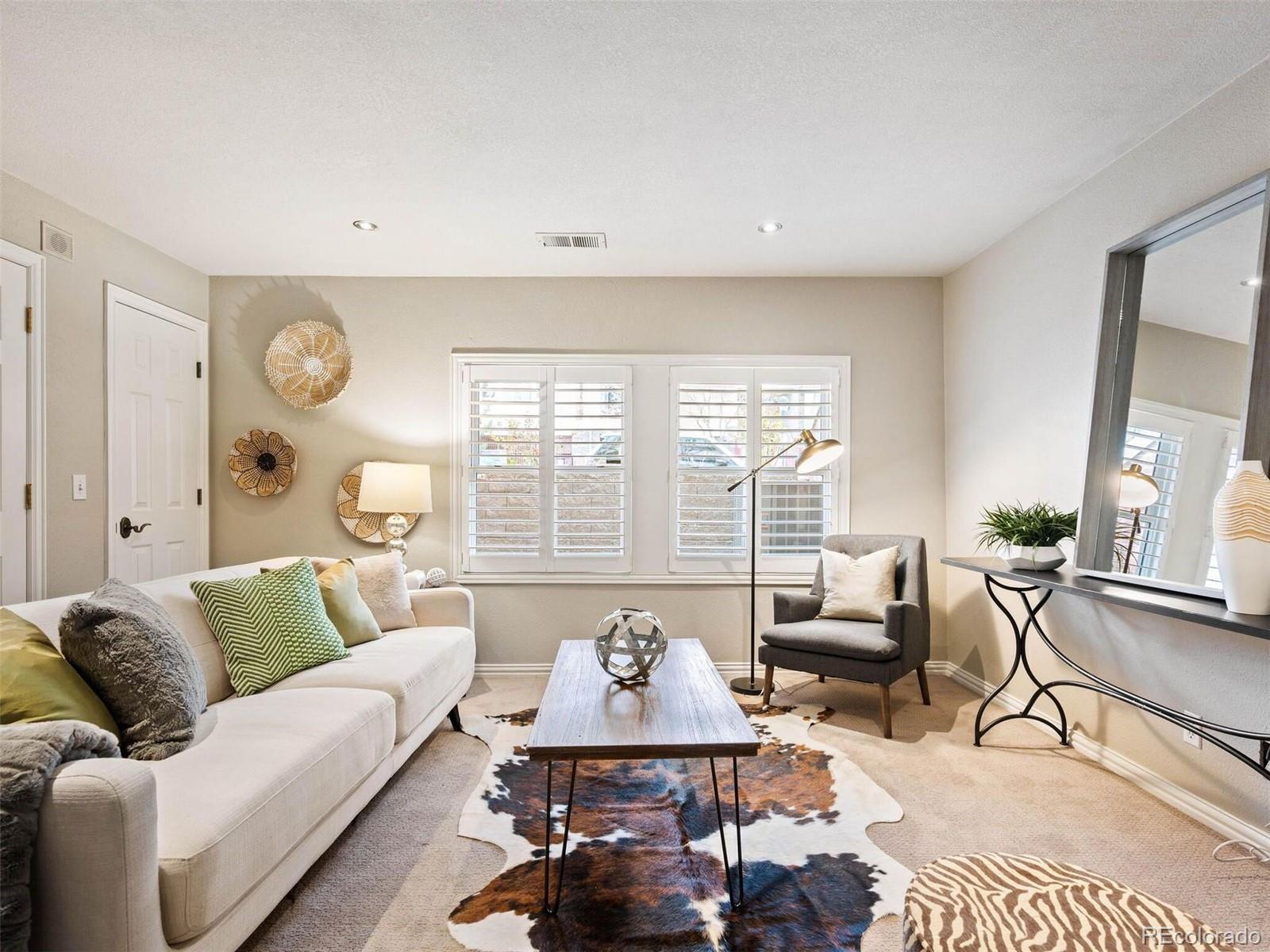 MLS Image #19 for 61  jackson street,denver, Colorado