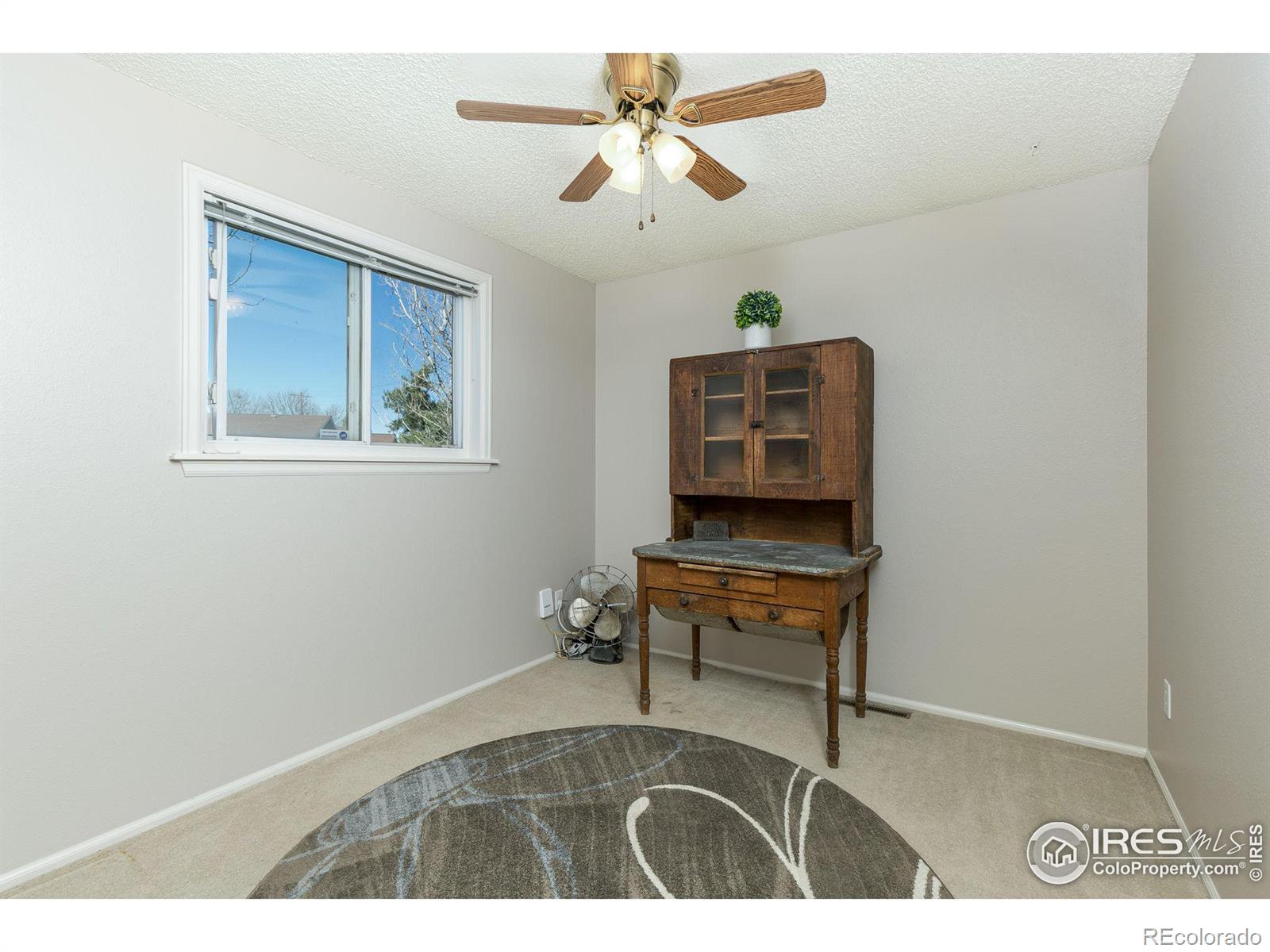 MLS Image #12 for 14  clark way,longmont, Colorado