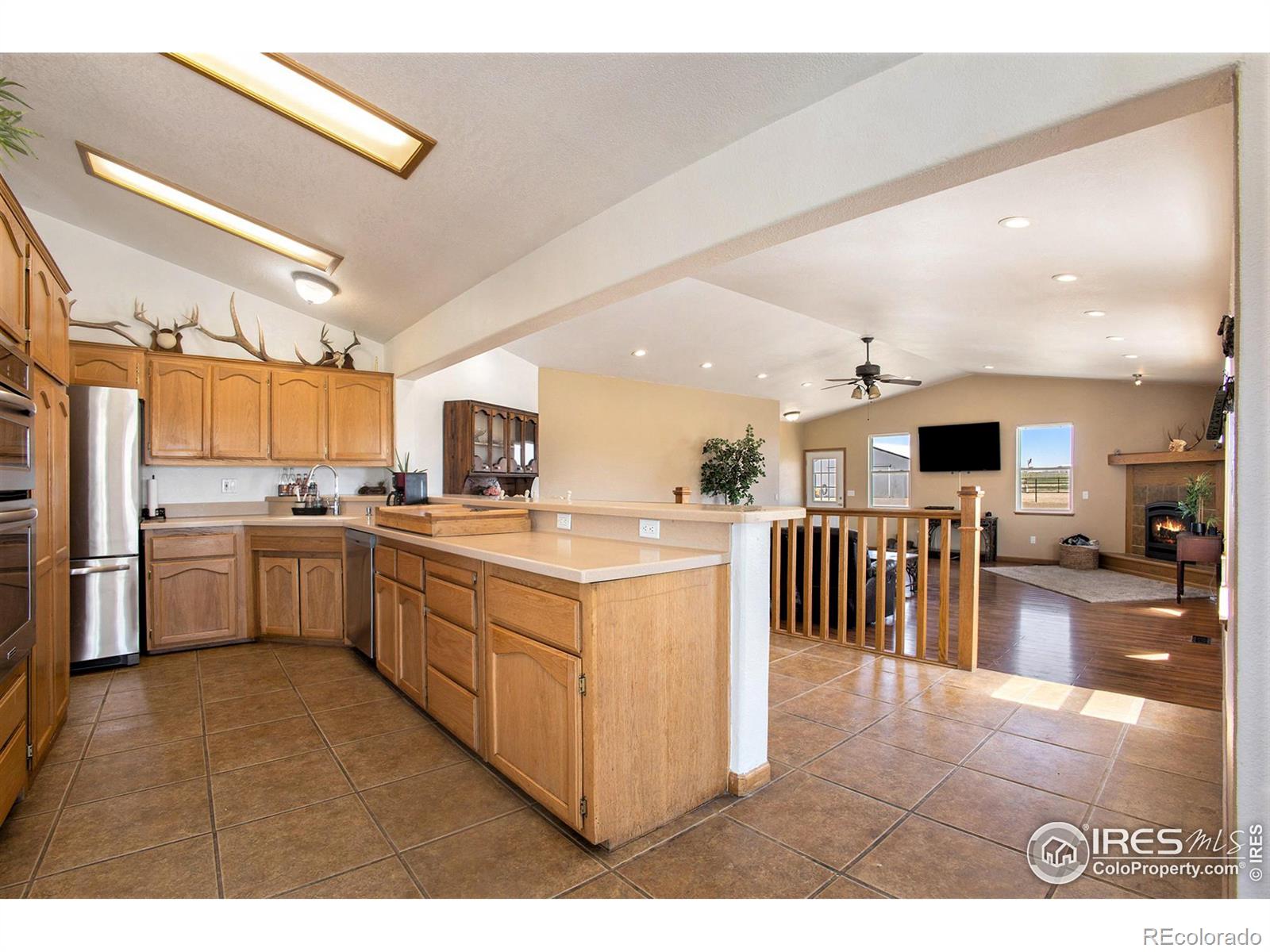 MLS Image #11 for 17746  county road 29 ,platteville, Colorado