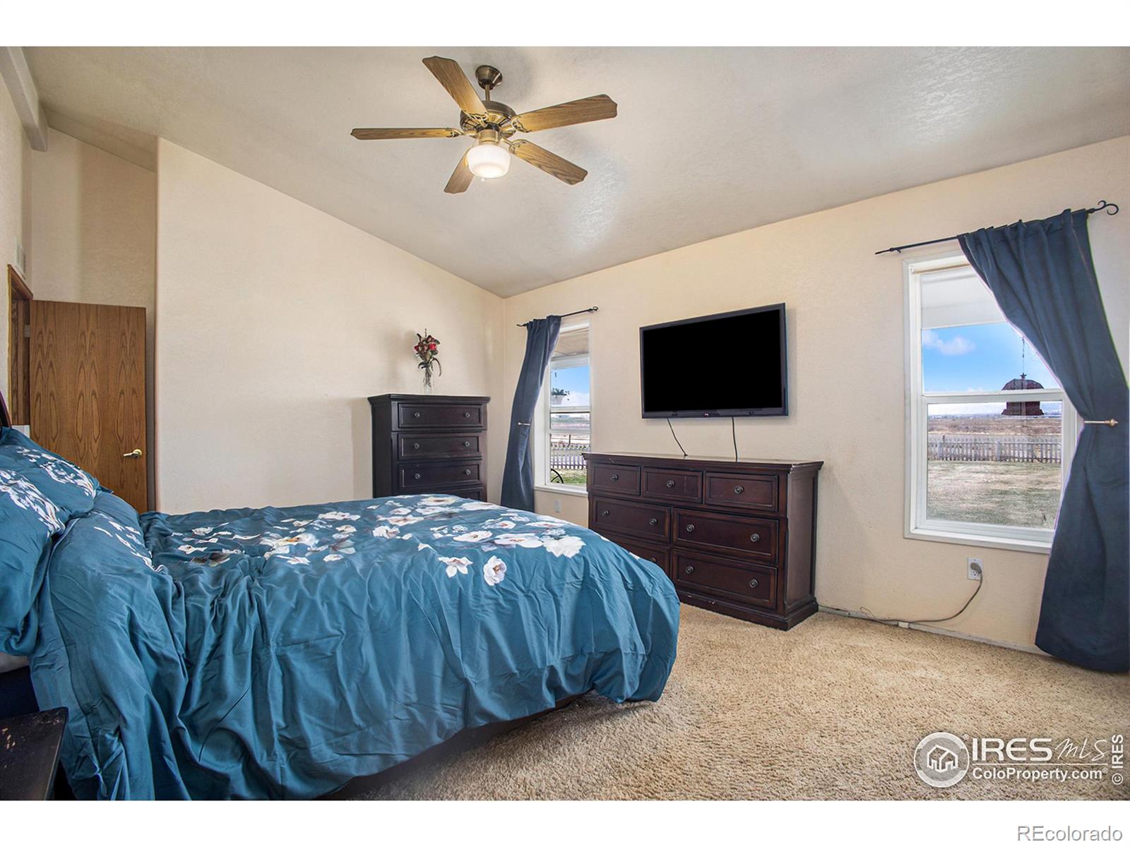 MLS Image #16 for 17746  county road 29 ,platteville, Colorado