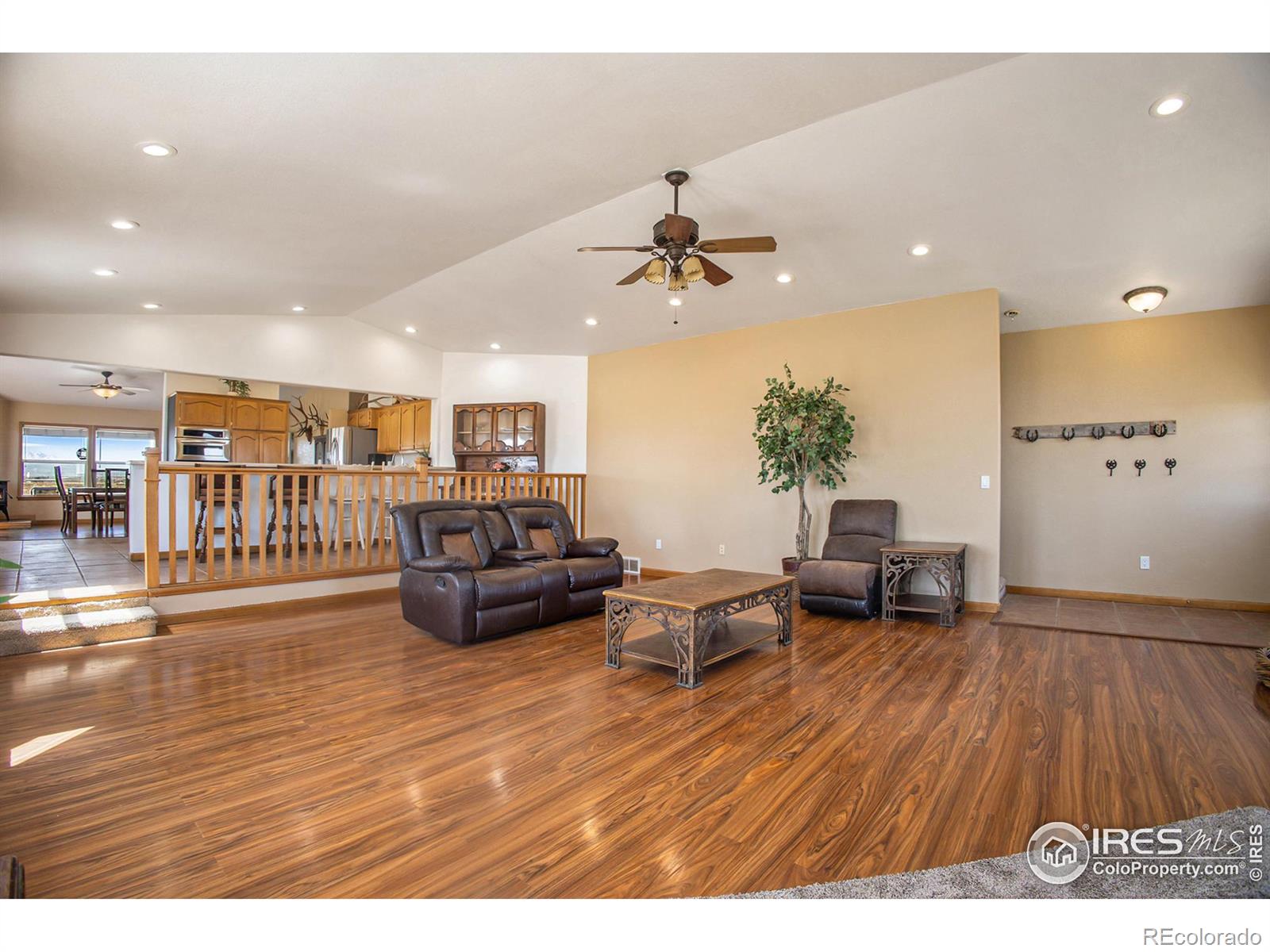 MLS Image #3 for 17746  county road 29 ,platteville, Colorado