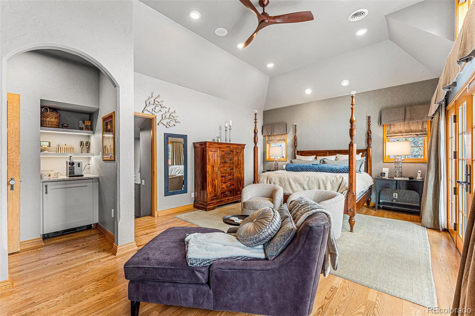 MLS Image #21 for 6401 e 17th avenue parkway,denver, Colorado