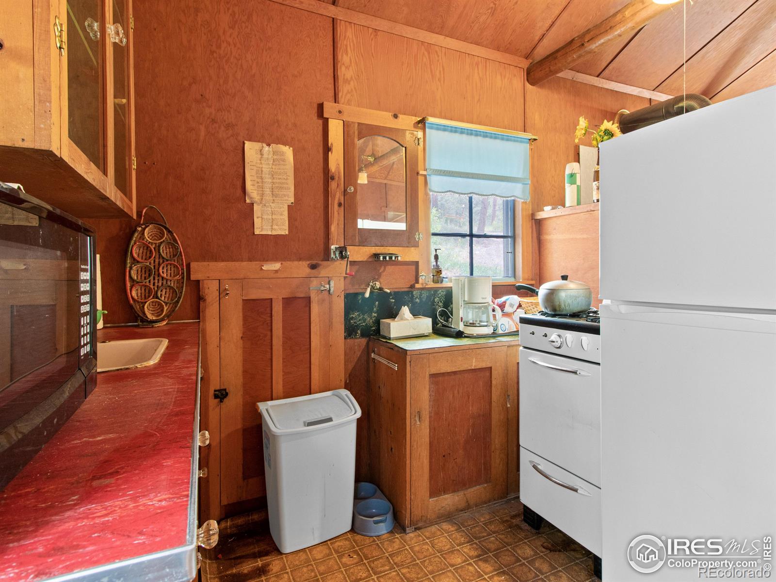 MLS Image #13 for 65  fox creek road,glen haven, Colorado