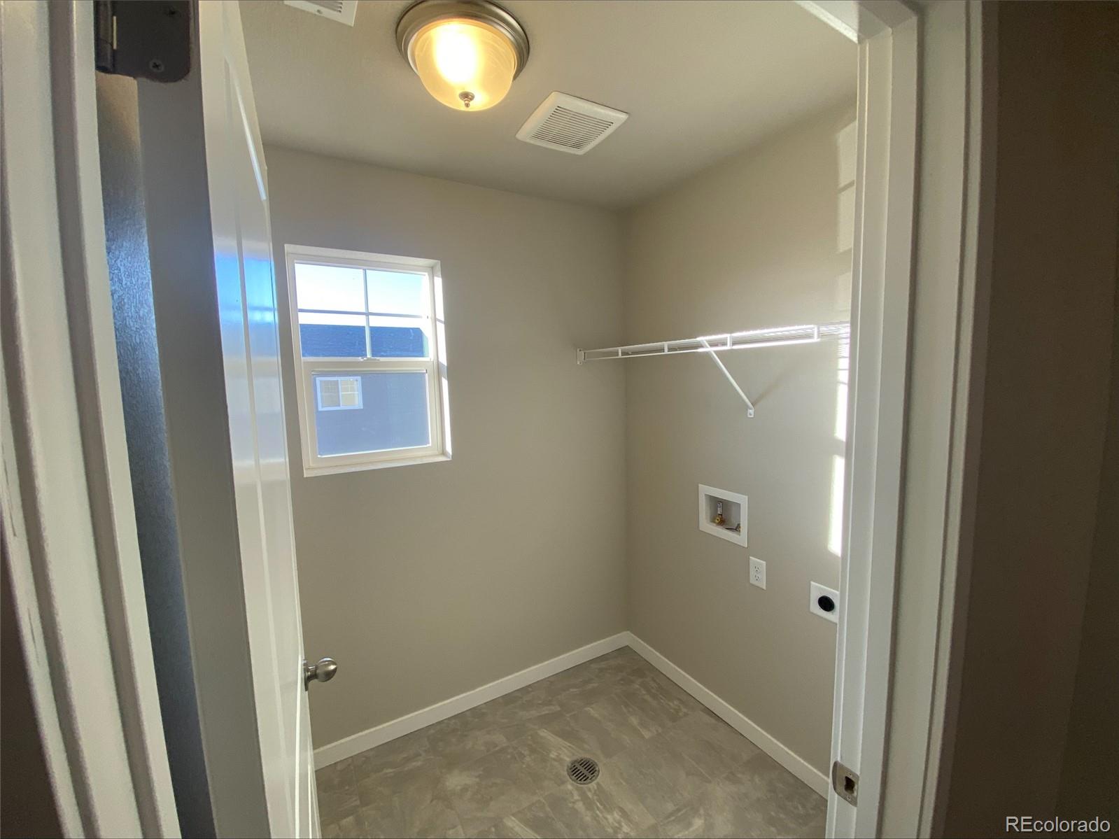 MLS Image #22 for 28349 e 7th place,watkins, Colorado