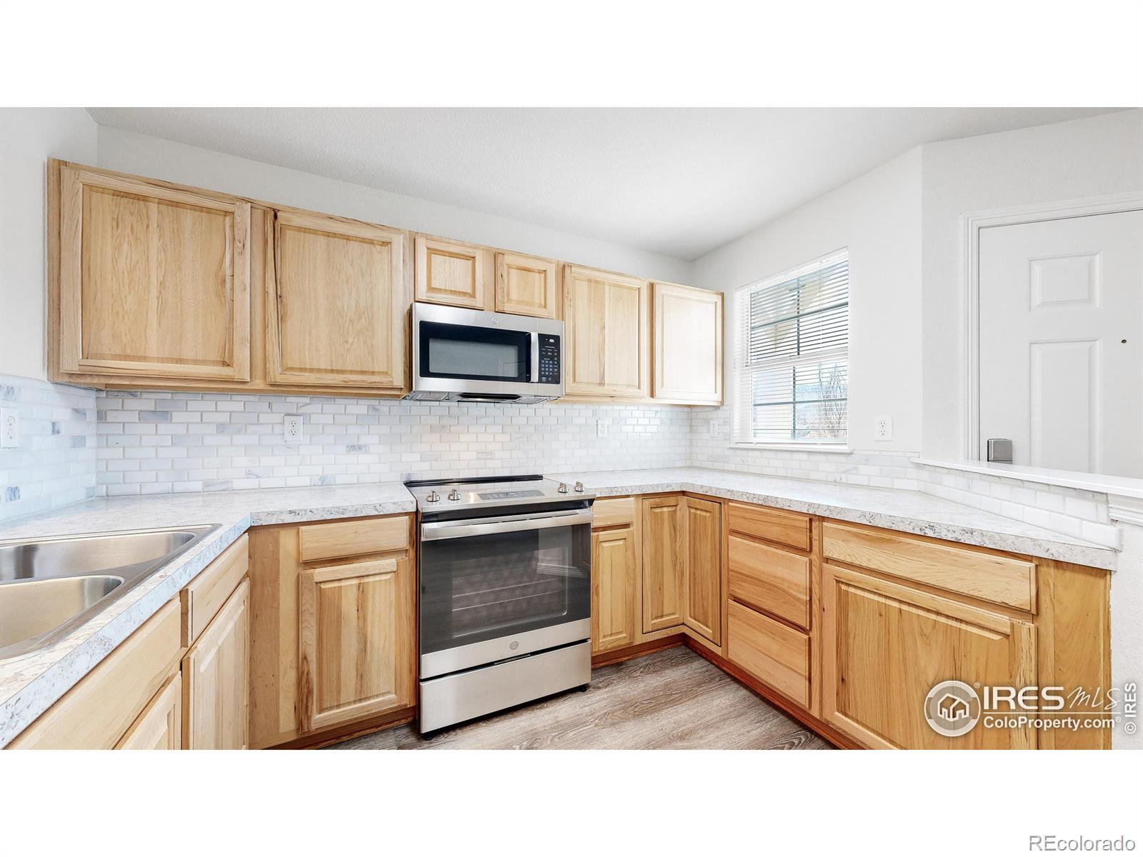 MLS Image #6 for 1103  andrews peak drive,fort collins, Colorado