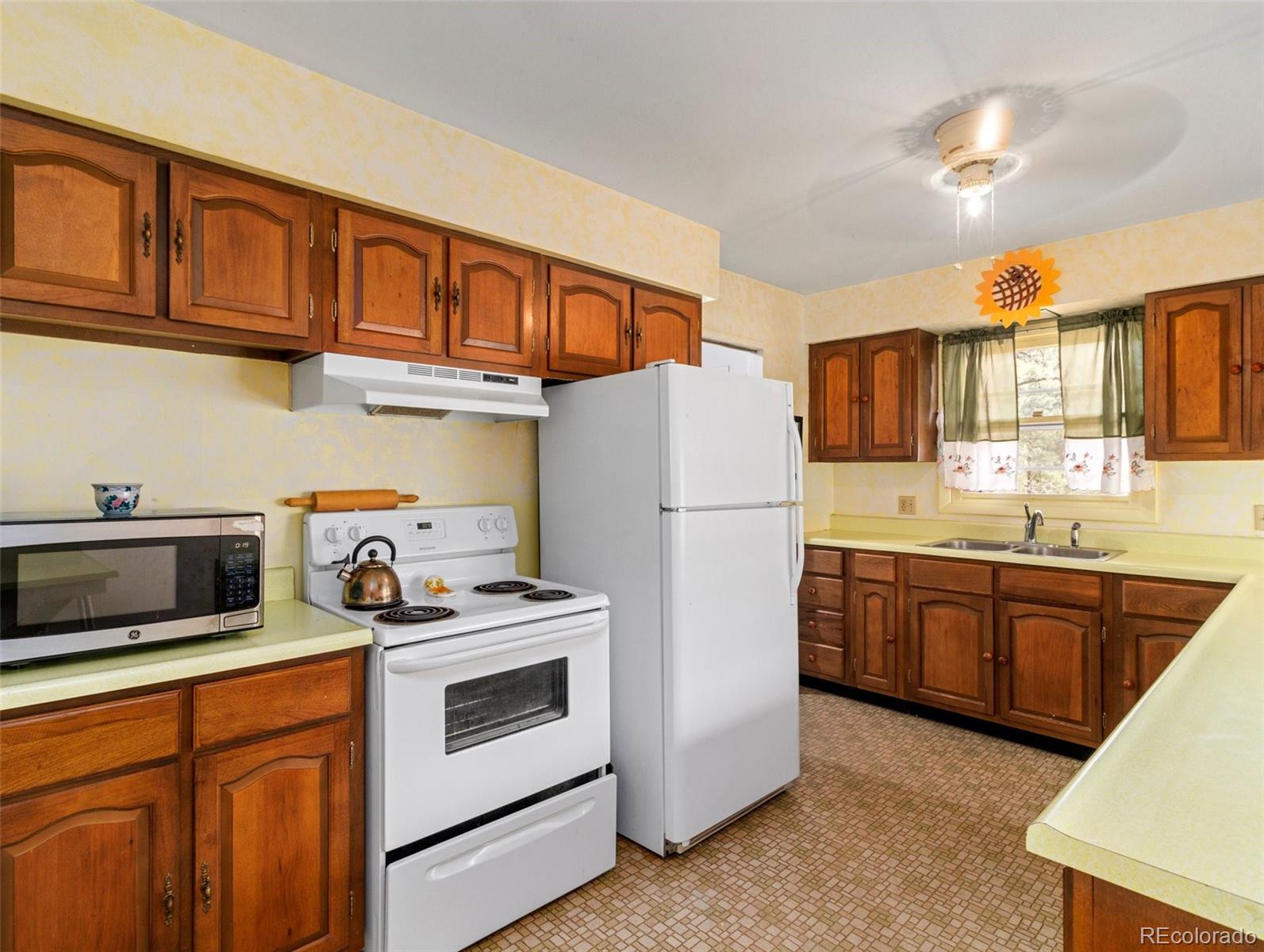 MLS Image #14 for 8145  birch drive,rye, Colorado