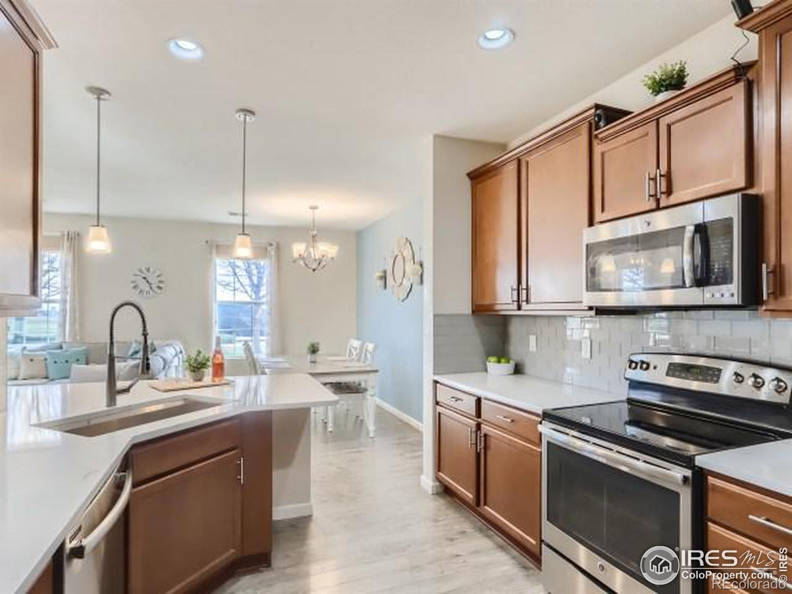 MLS Image #13 for 12704  leyden street,thornton, Colorado