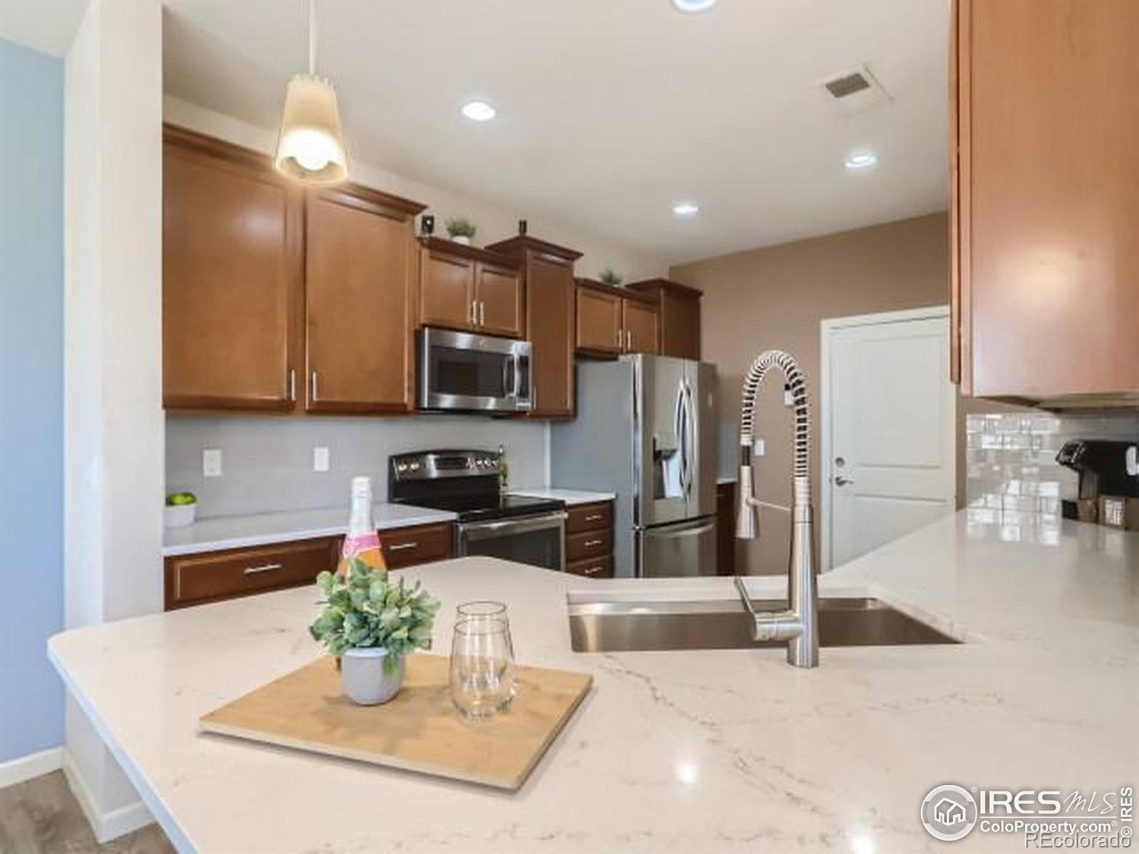 MLS Image #14 for 12704  leyden street,thornton, Colorado