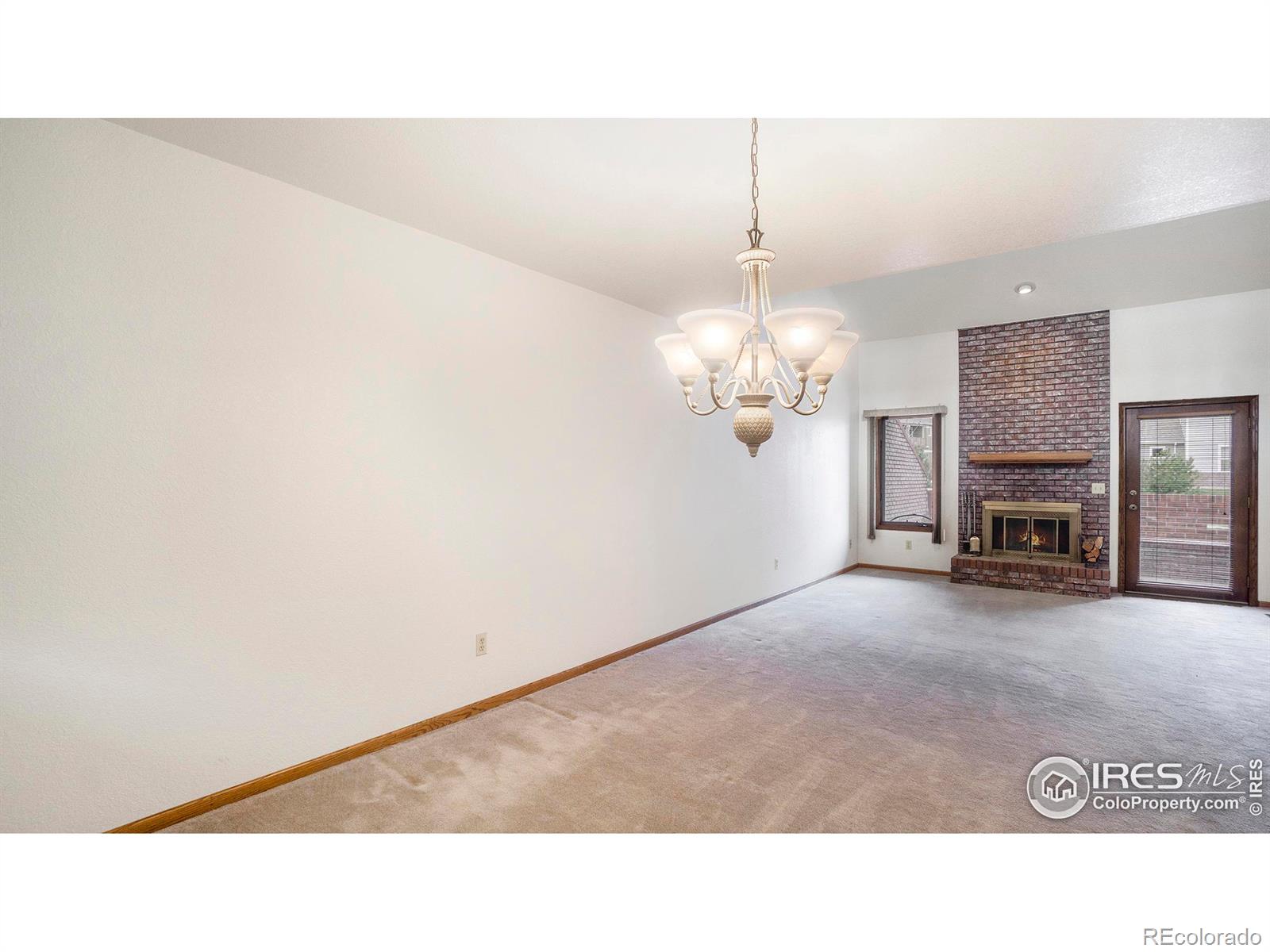 MLS Image #11 for 2010  46th avenue,greeley, Colorado