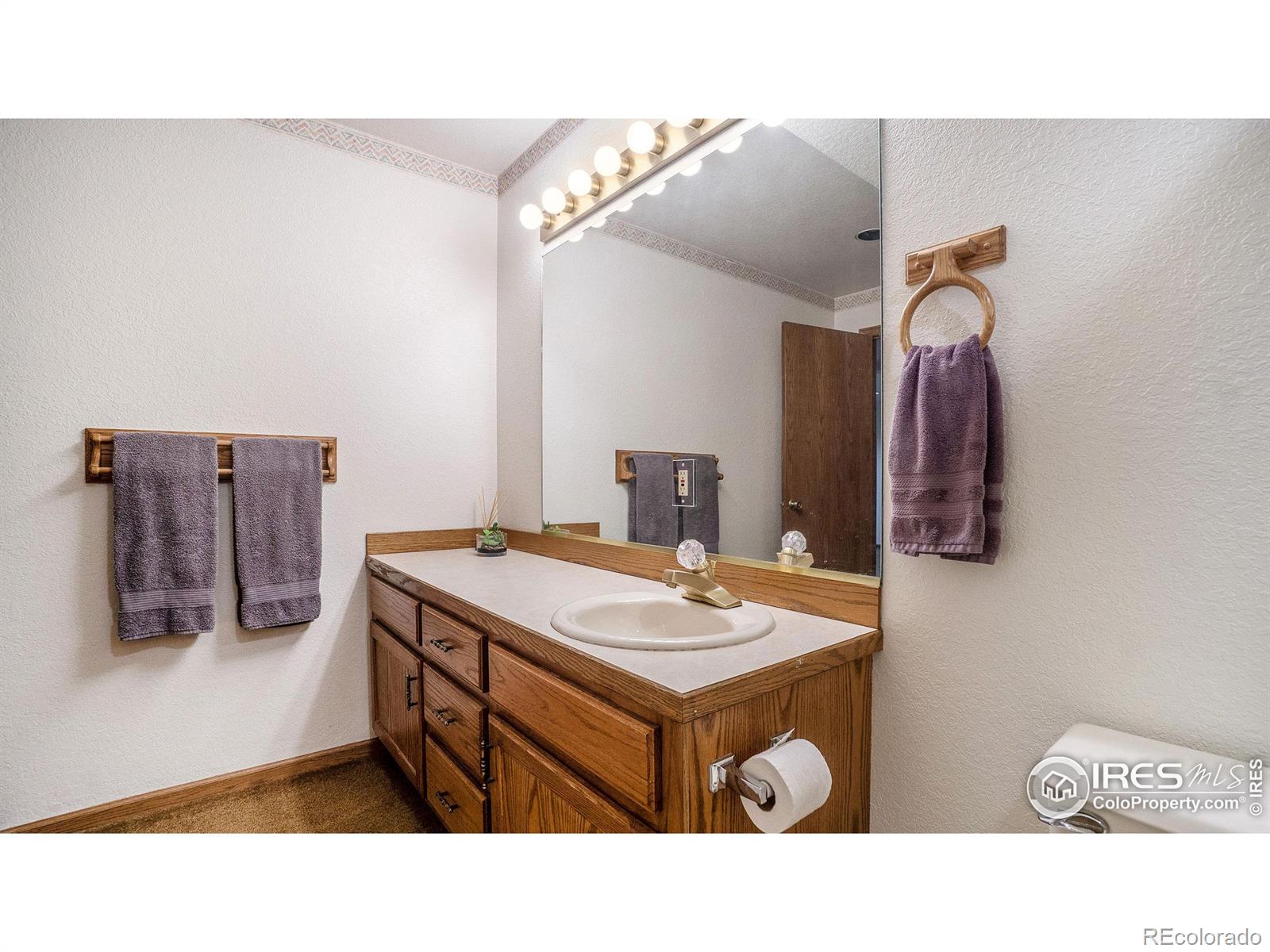 MLS Image #22 for 2010  46th avenue,greeley, Colorado
