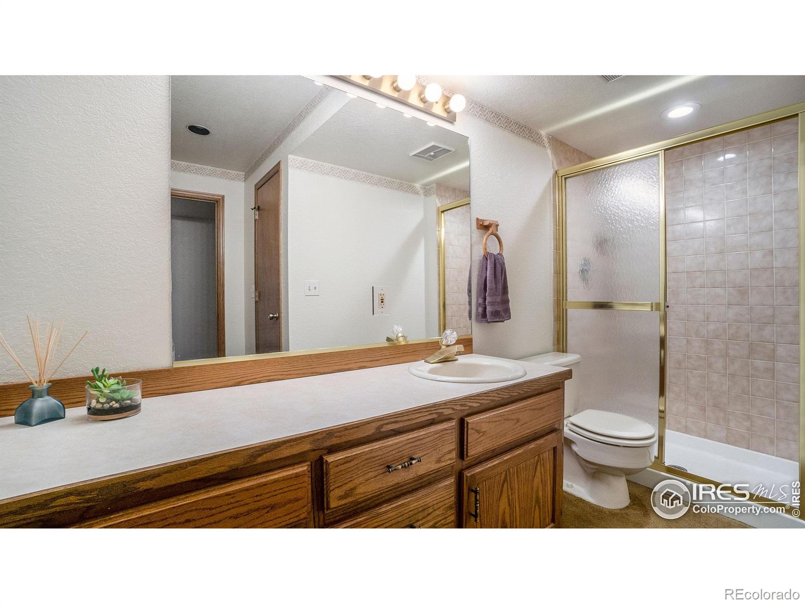 MLS Image #23 for 2010  46th avenue,greeley, Colorado