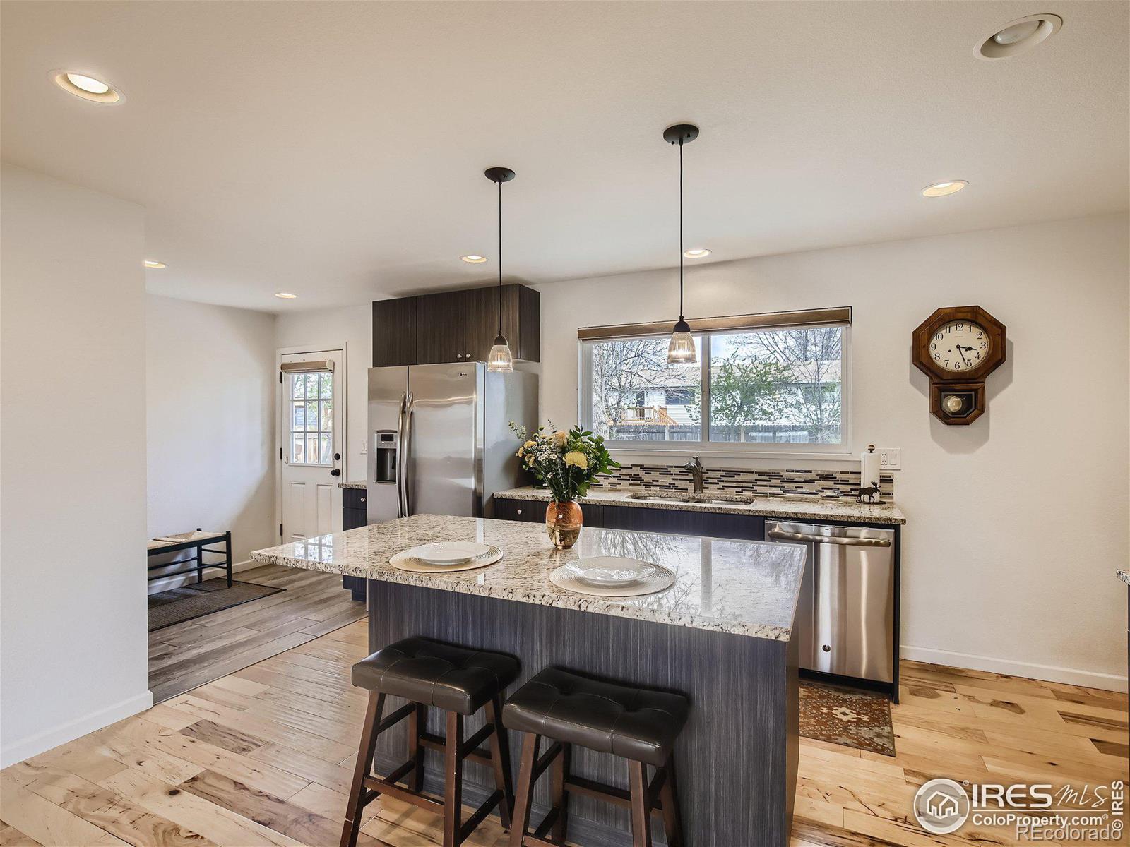 MLS Image #11 for 1420 s pratt parkway,longmont, Colorado