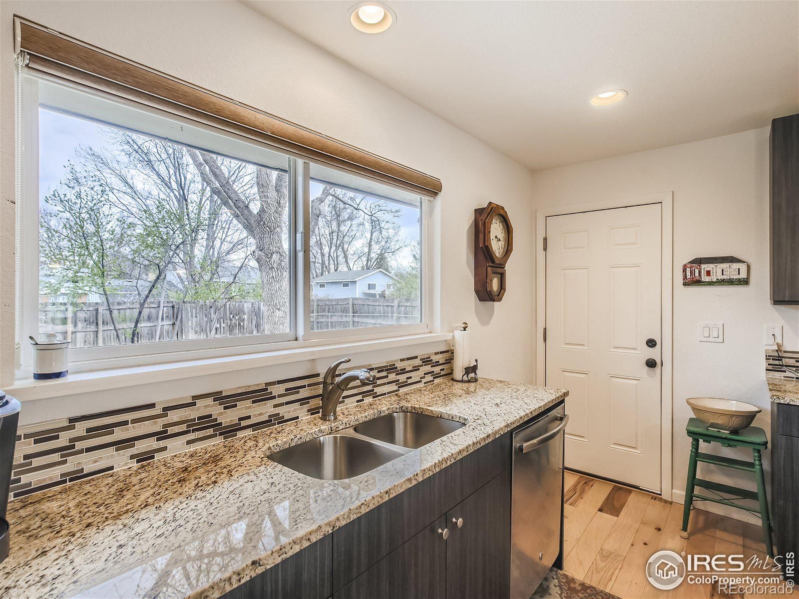 MLS Image #12 for 1420 s pratt parkway,longmont, Colorado