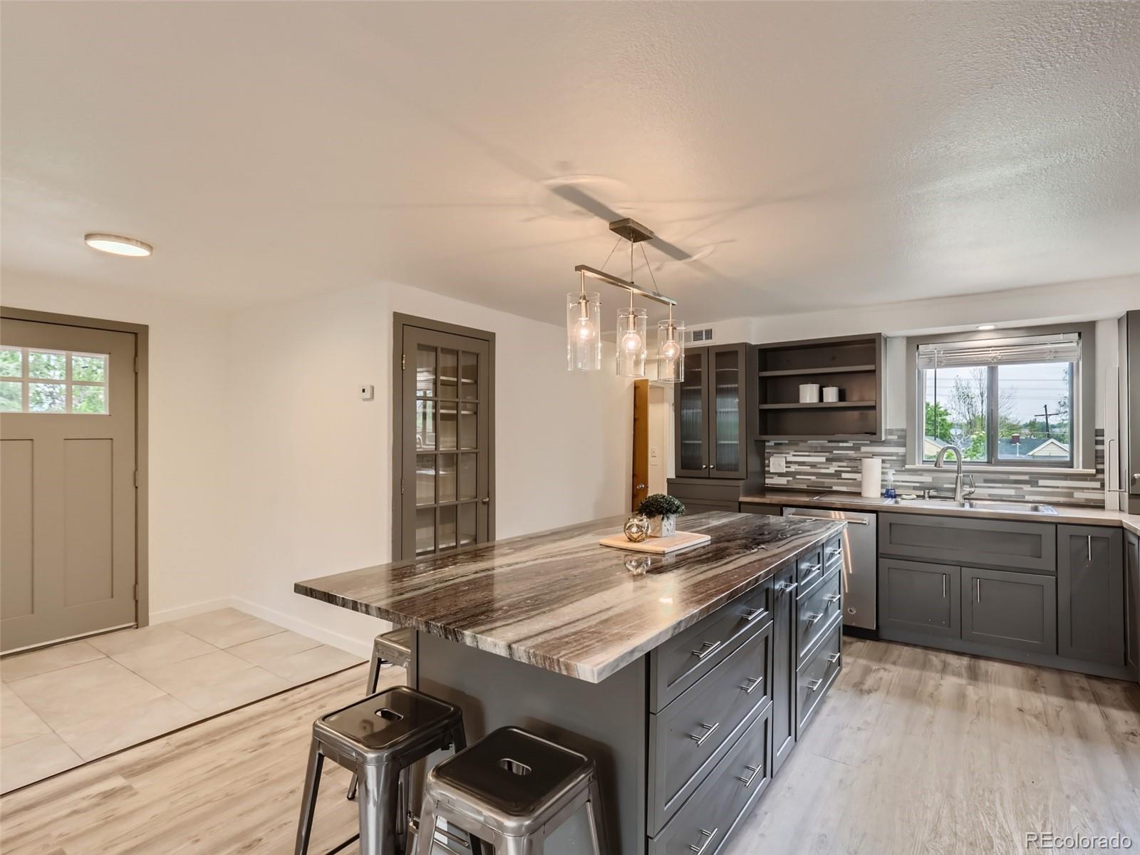MLS Image #11 for 912 s eaton street,lakewood, Colorado