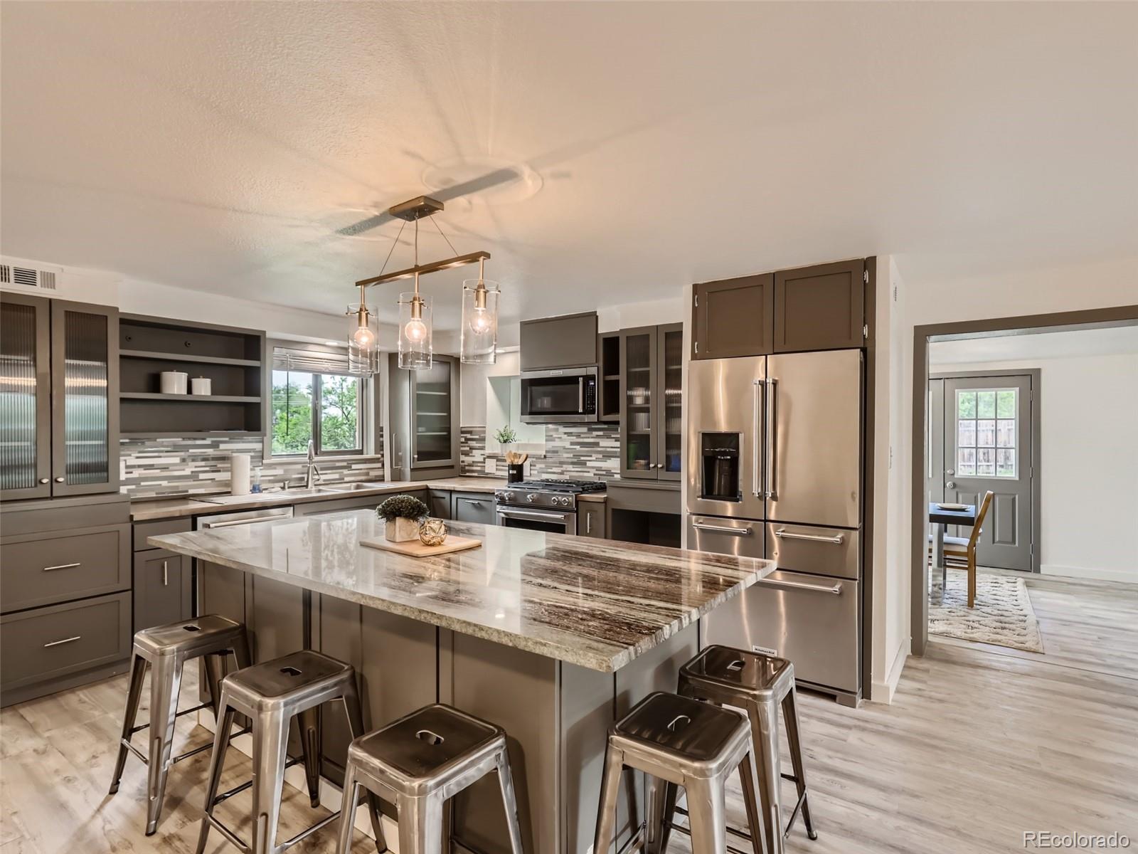 MLS Image #9 for 912 s eaton street,lakewood, Colorado