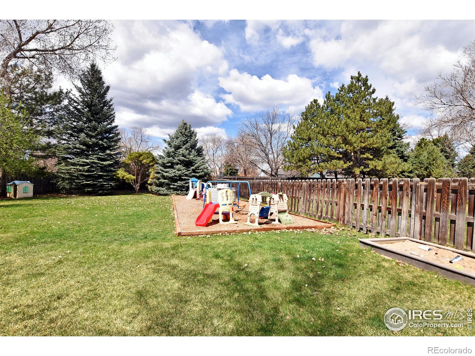 MLS Image #37 for 1100  bent tree court,fort collins, Colorado