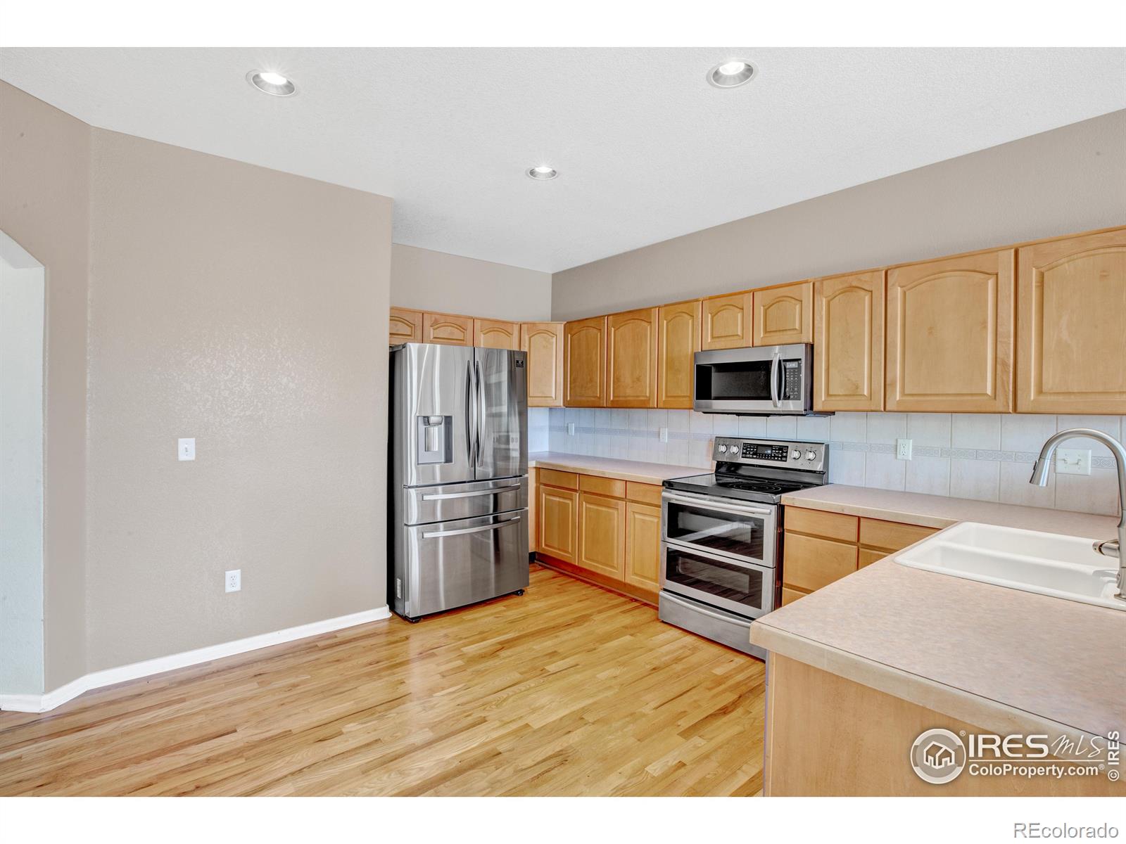 MLS Image #14 for 13716  legend trail,broomfield, Colorado