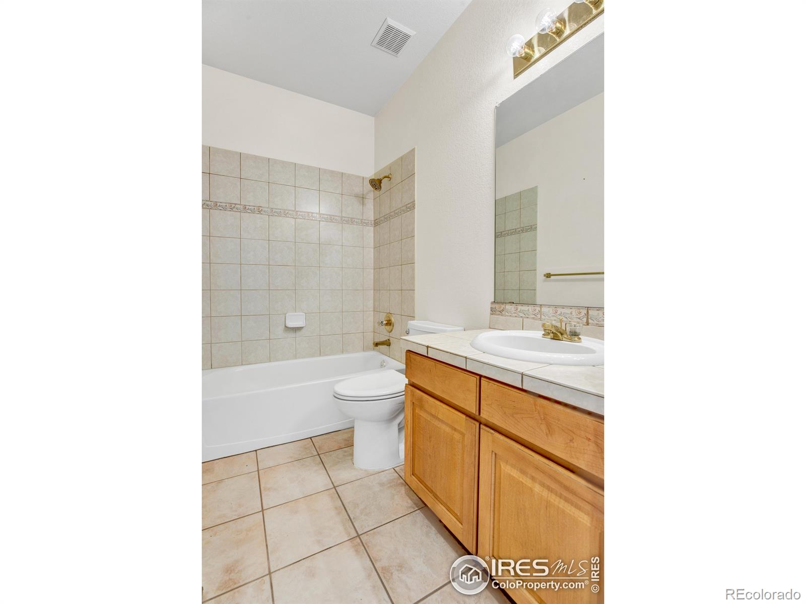 MLS Image #4 for 13716  legend trail,broomfield, Colorado