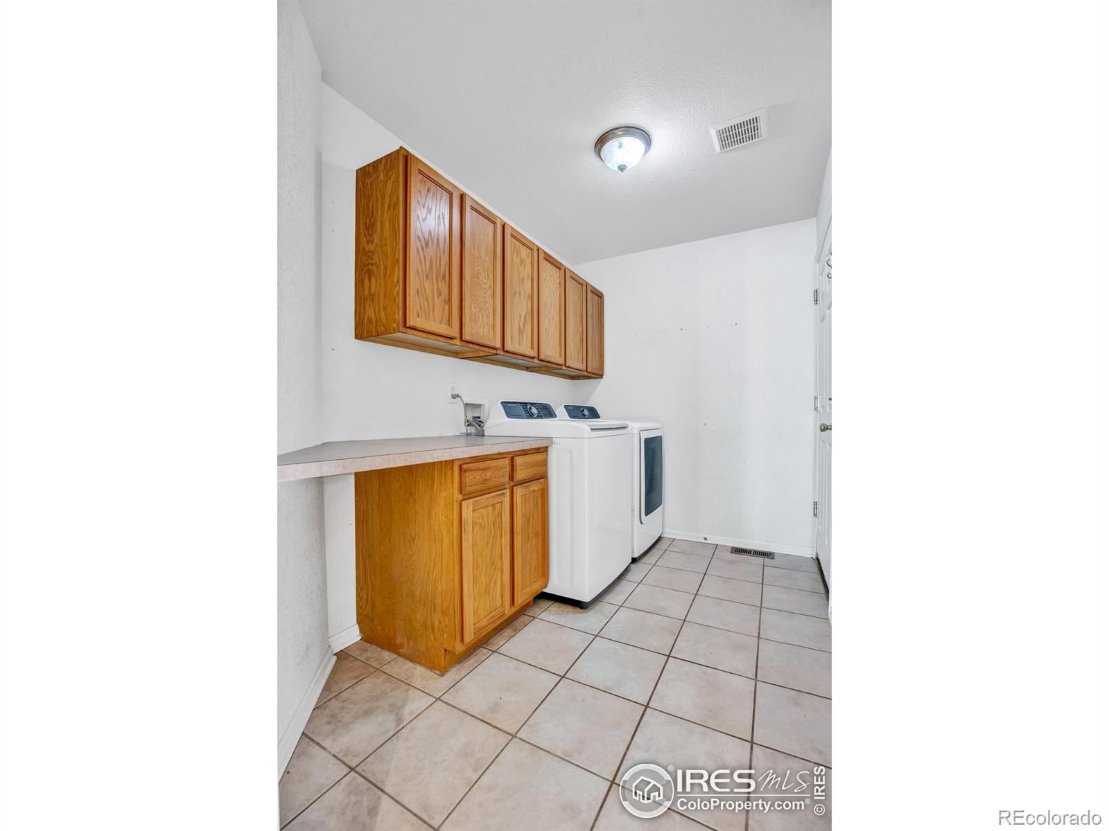 MLS Image #7 for 13716  legend trail,broomfield, Colorado