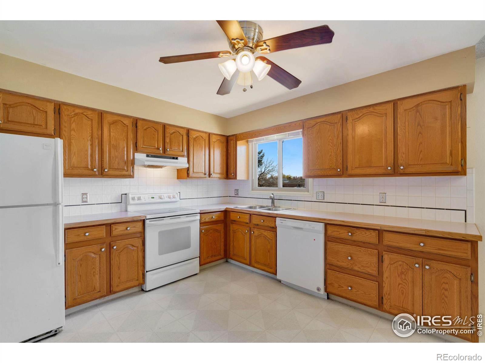MLS Image #2 for 825  parkview drive,fort collins, Colorado