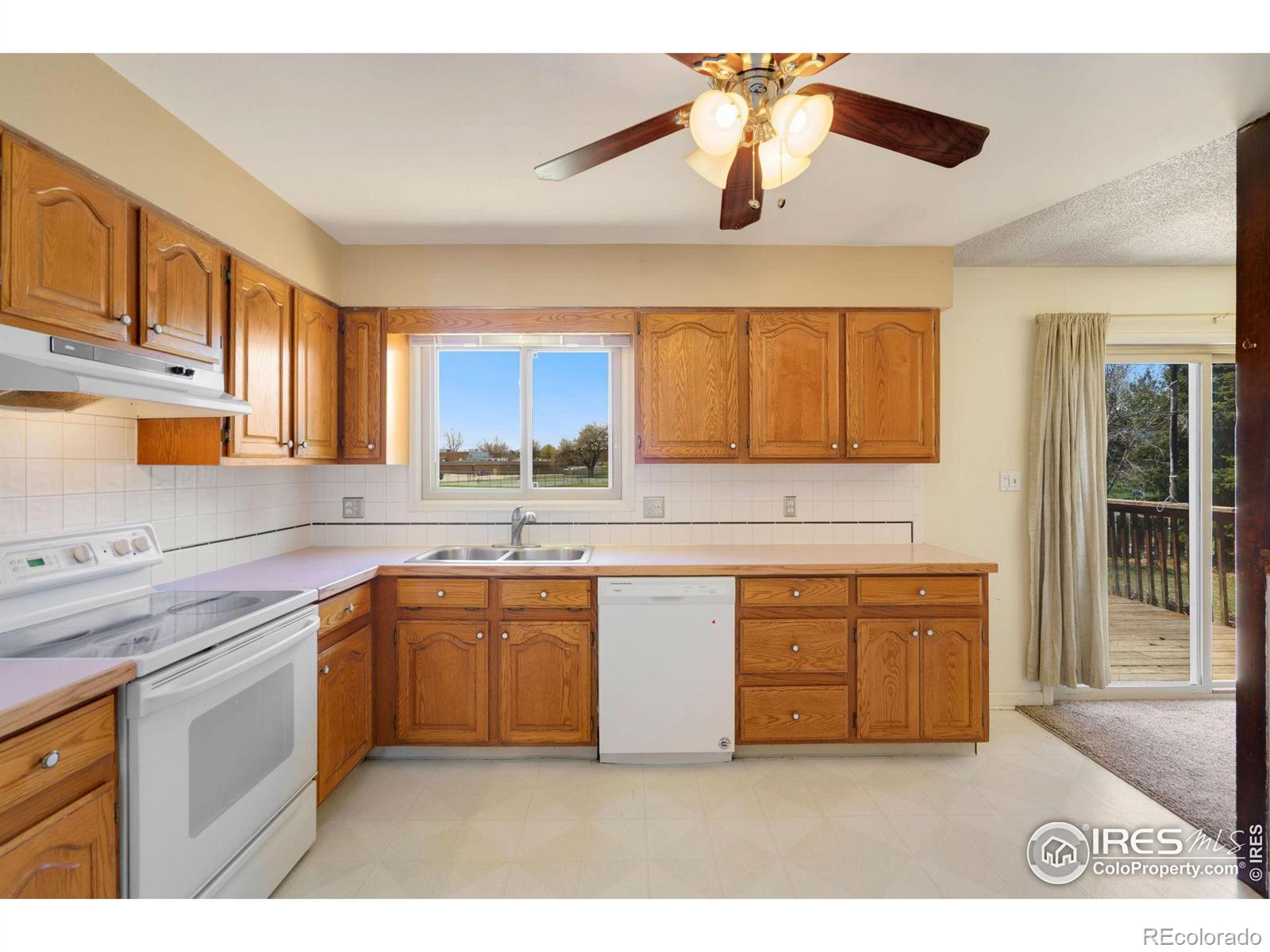MLS Image #4 for 825  parkview drive,fort collins, Colorado