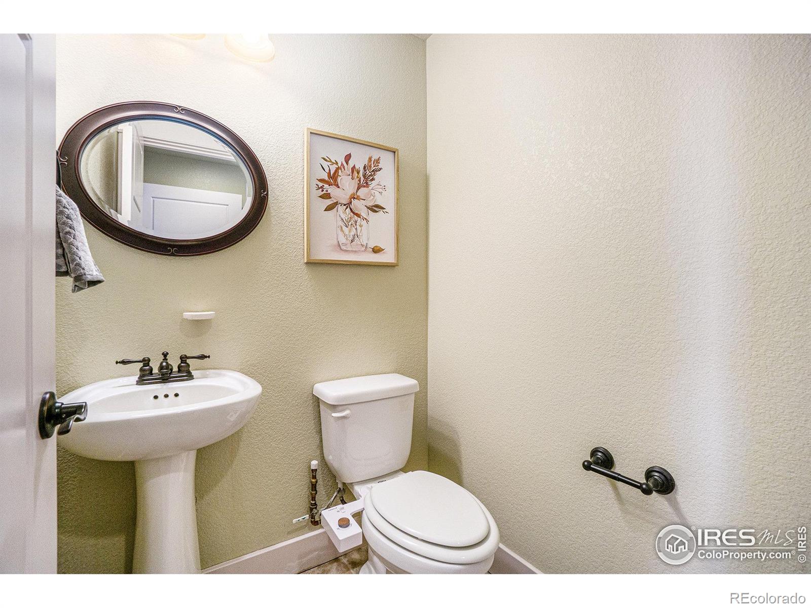 MLS Image #18 for 2147  scarecrow road,fort collins, Colorado