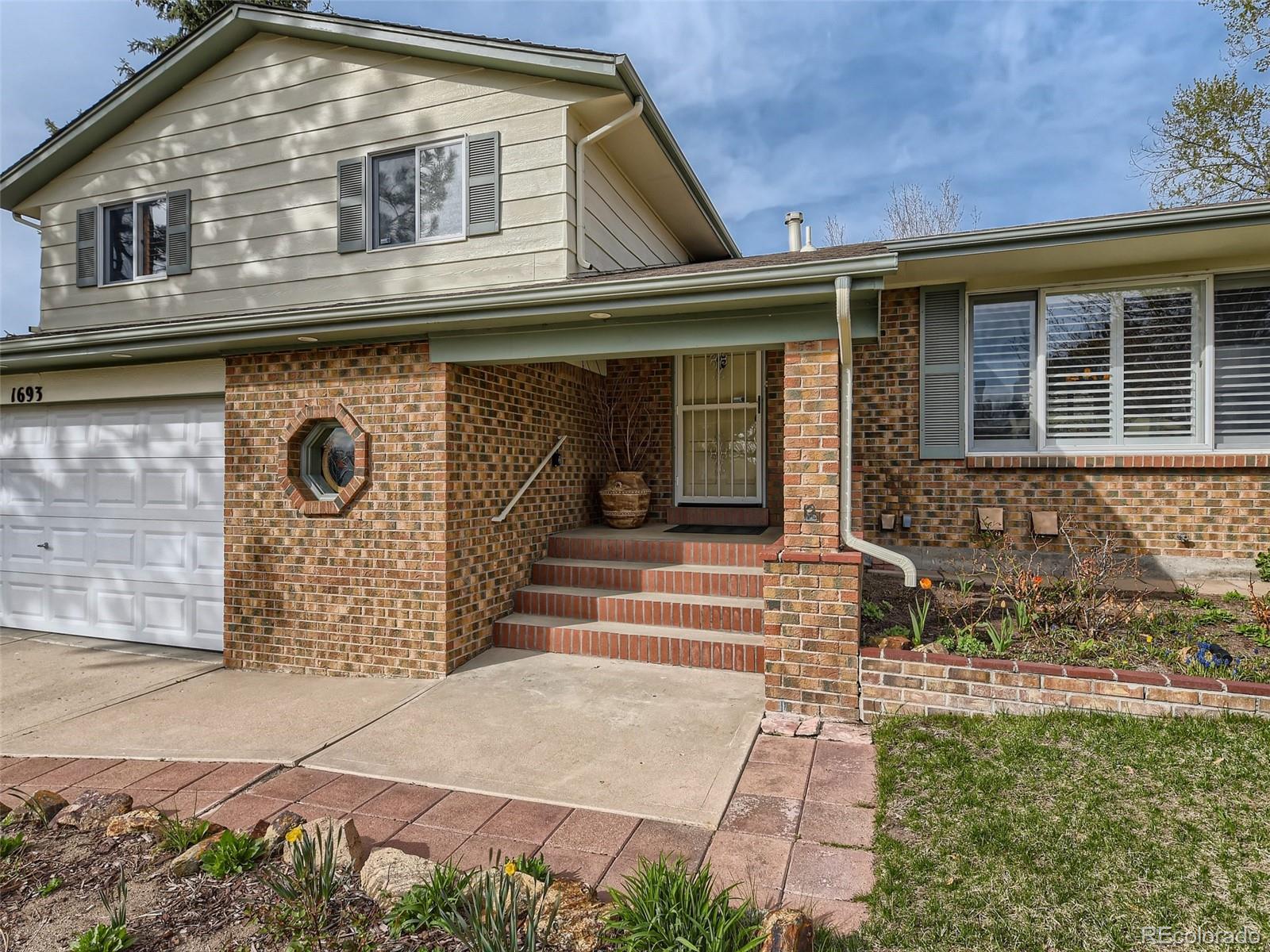 MLS Image #2 for 1693 s vaughn court,aurora, Colorado