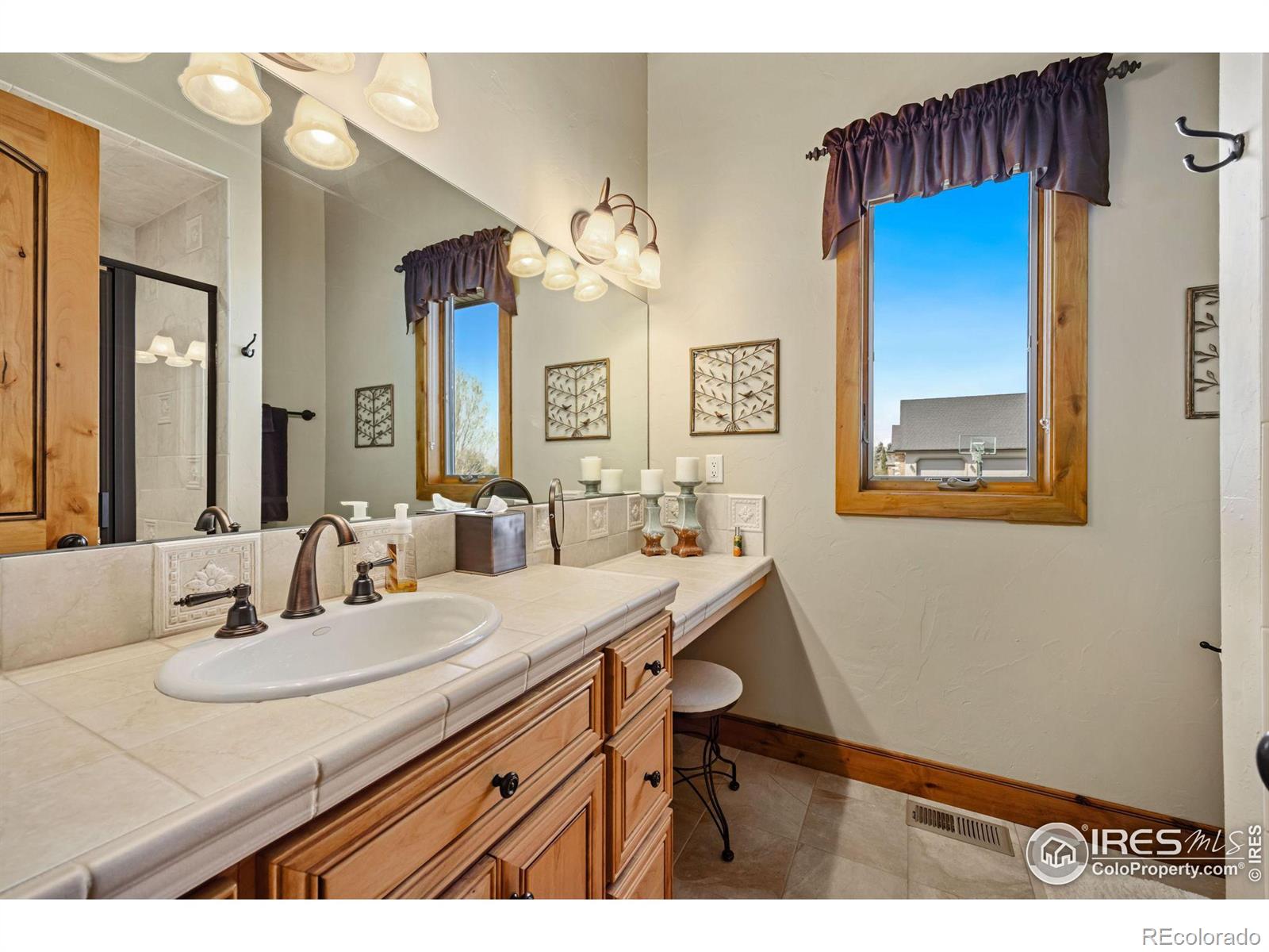 MLS Image #10 for 8028  park hill drive,fort collins, Colorado