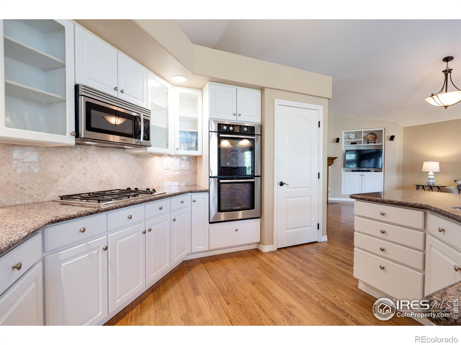 MLS Image #9 for 2014  creekside drive,longmont, Colorado