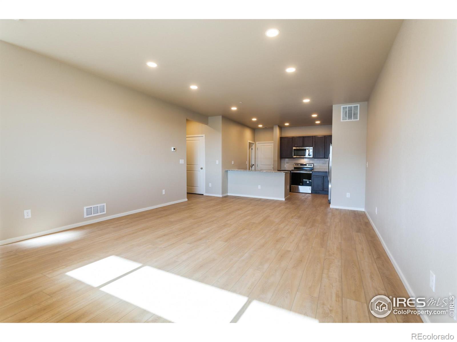 MLS Image #6 for 6825  4th st rd,greeley, Colorado