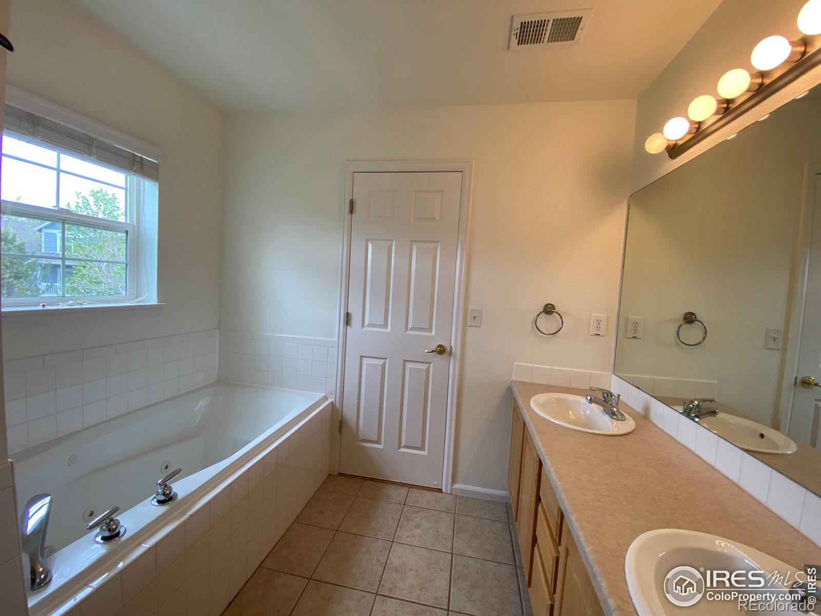 MLS Image #23 for 2318  watersong circle,longmont, Colorado