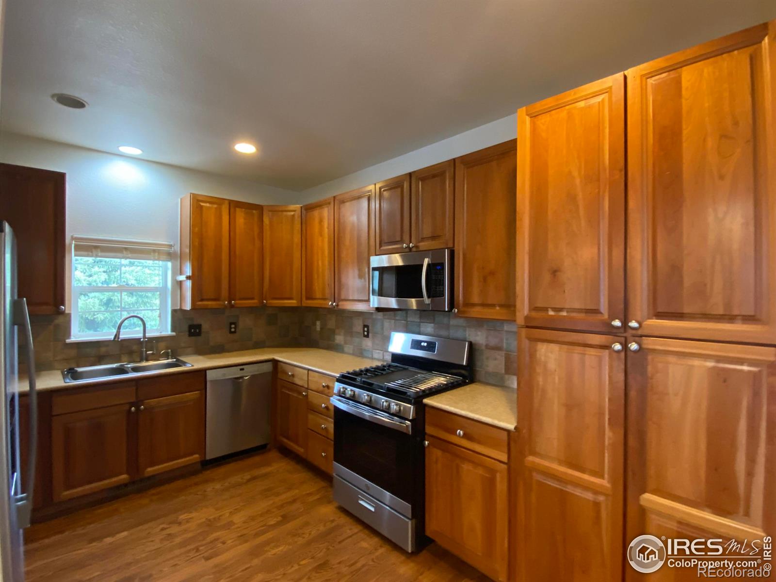 MLS Image #8 for 2318  watersong circle,longmont, Colorado