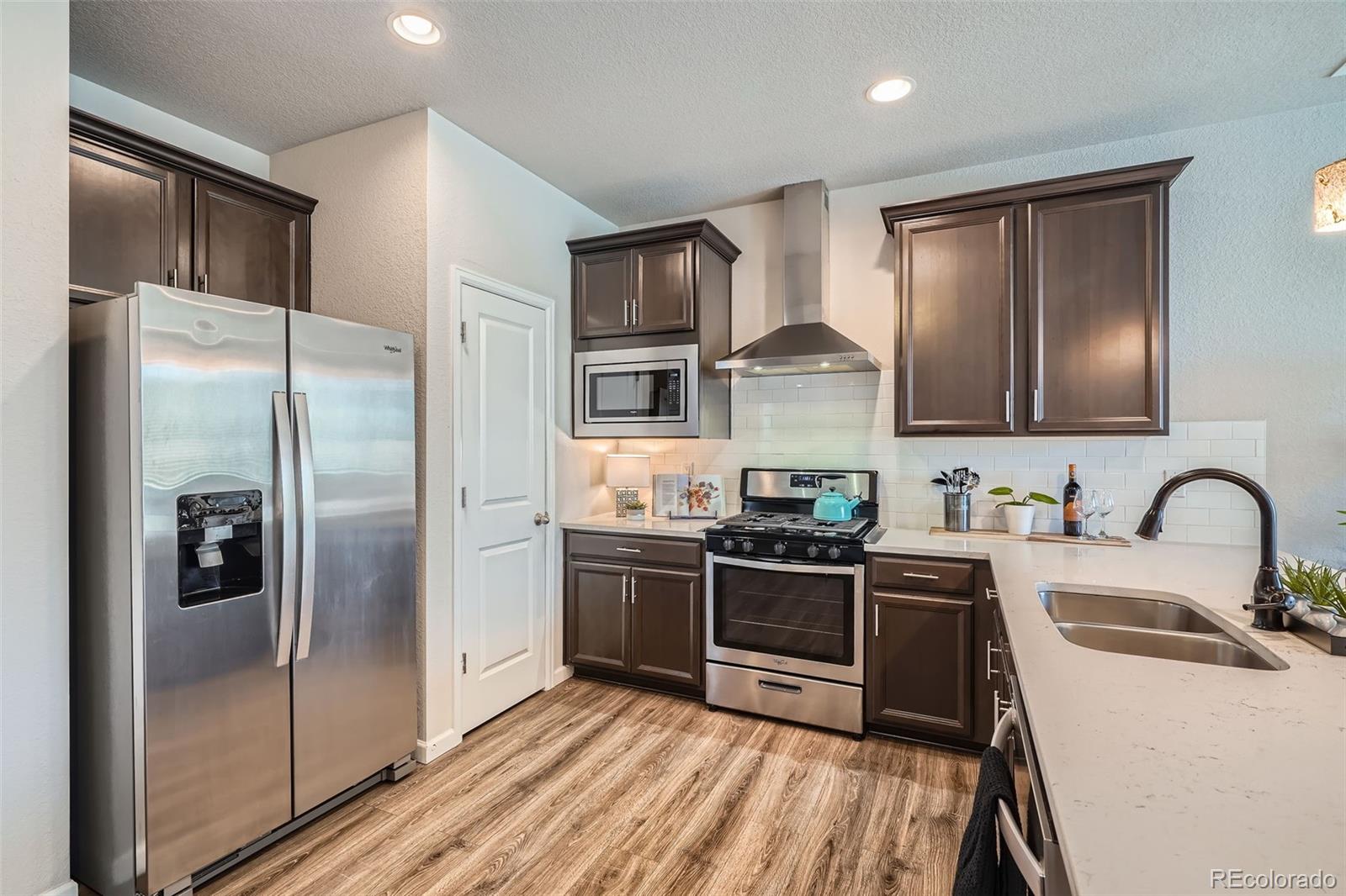 MLS Image #14 for 635  stonebridge drive,longmont, Colorado
